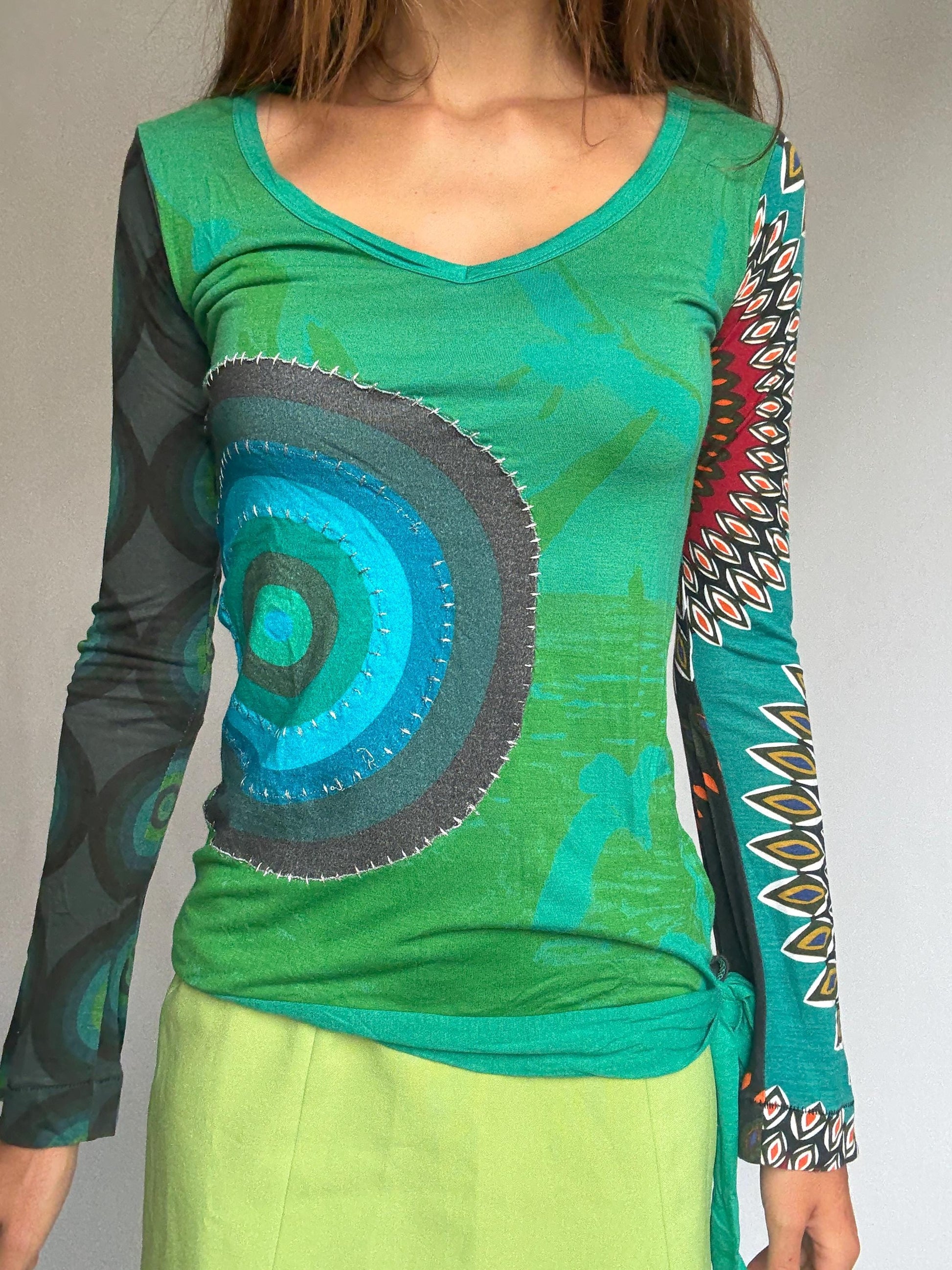 Desigual long sleeve green graphic blouse – bold print, tie waist detail – soft viscose top – no size tag, fits like XS–S