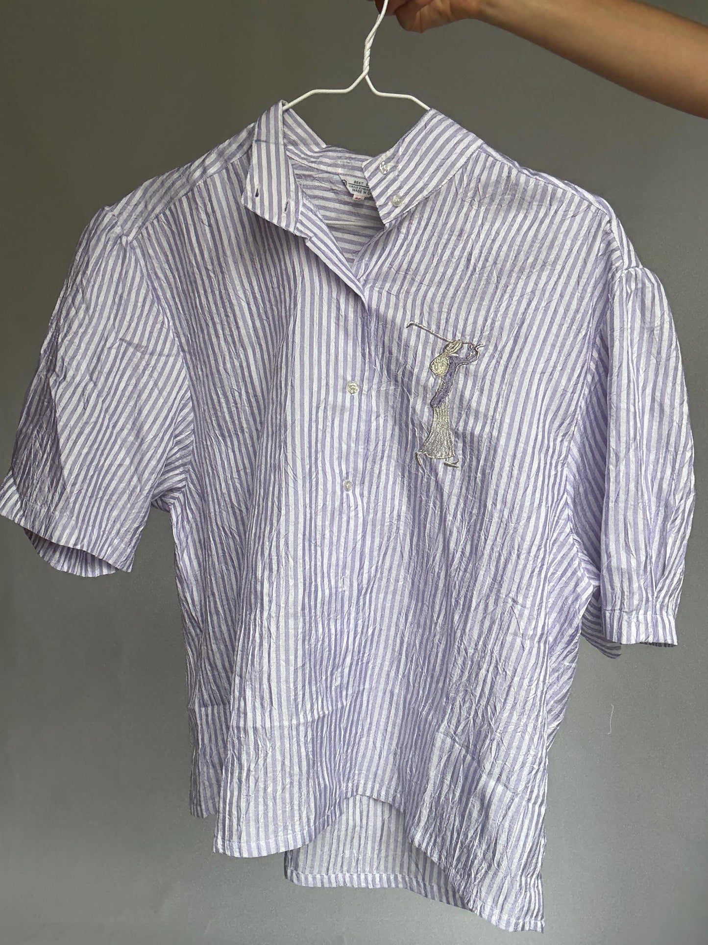 Striped short sleeve blouse with hand embroidery – size 44 – button-up shirt with unique stitched detail – feels synthetic