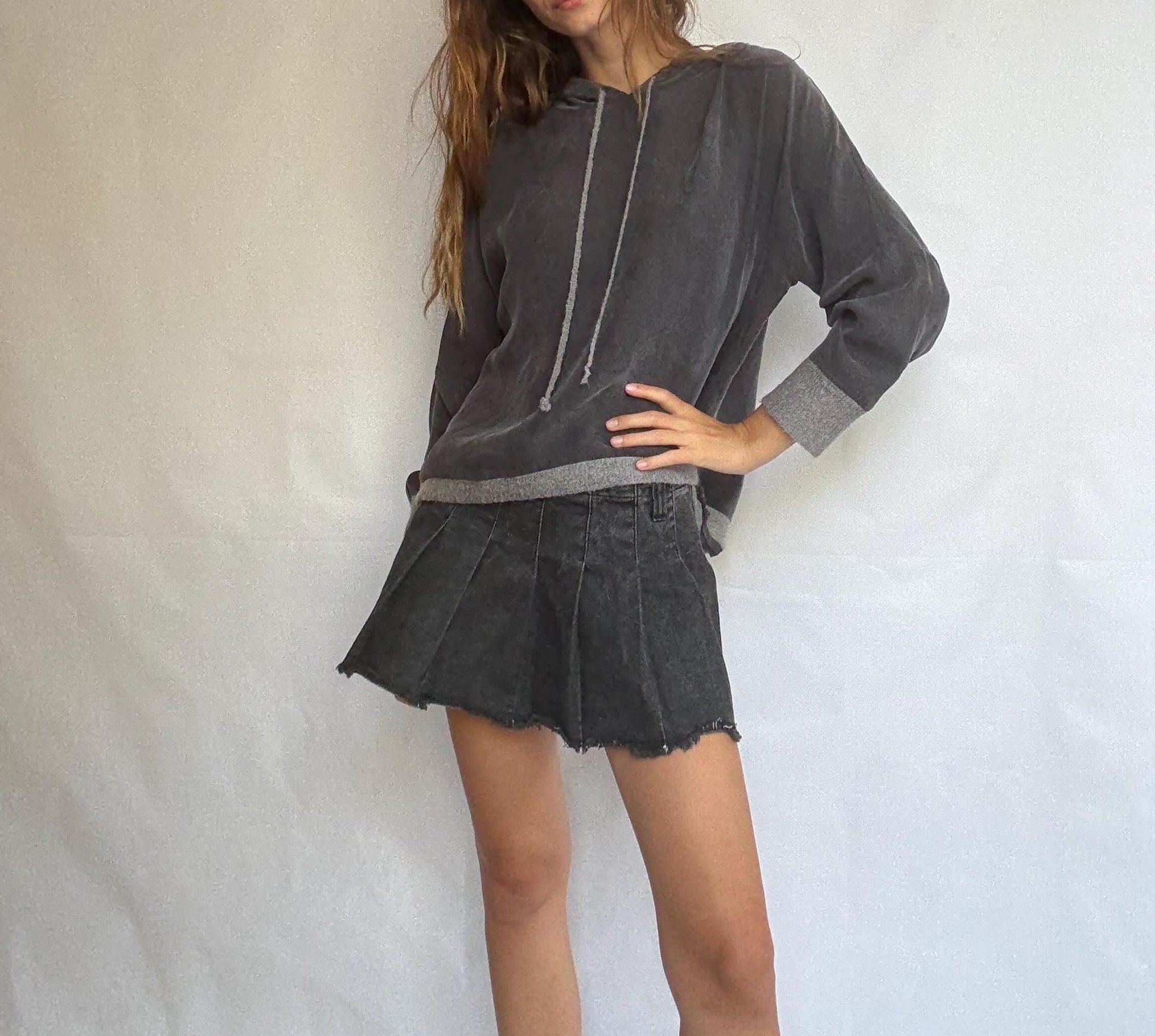 Southern Cotton hoodie XL – charcoal color feels silk blend pullover with wool trim – relaxed oversized fit – soft hooded sweater