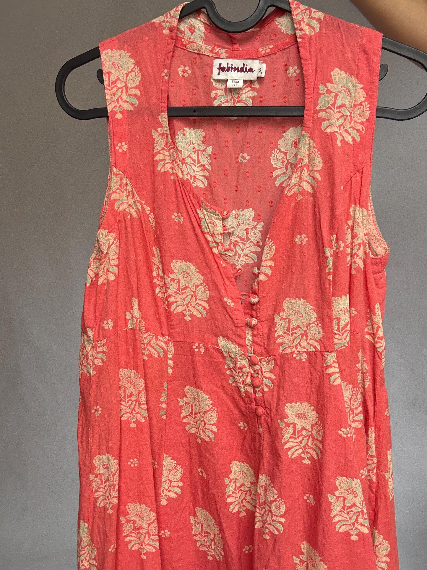 Fabindia sleeveless cotton midi dress – coral floral print – size S slim fit – boho summer dress in breathable fabric