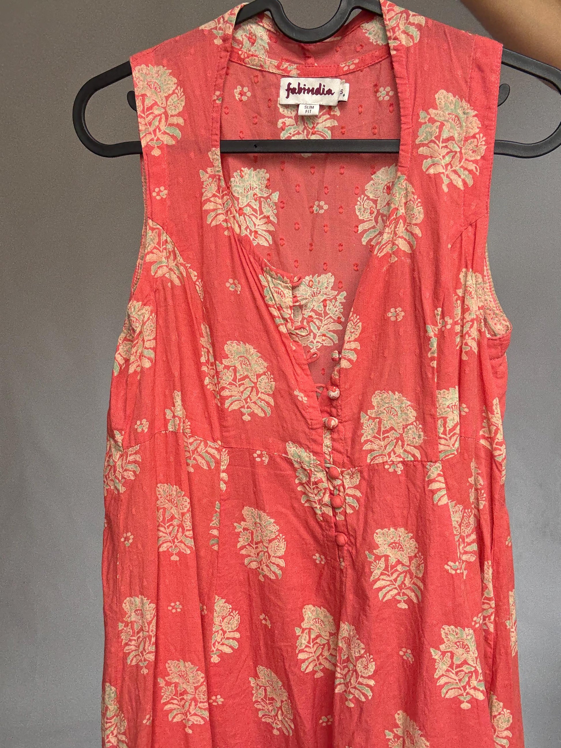 Fabindia sleeveless cotton midi dress – coral floral print – size S slim fit – boho summer dress in breathable fabric