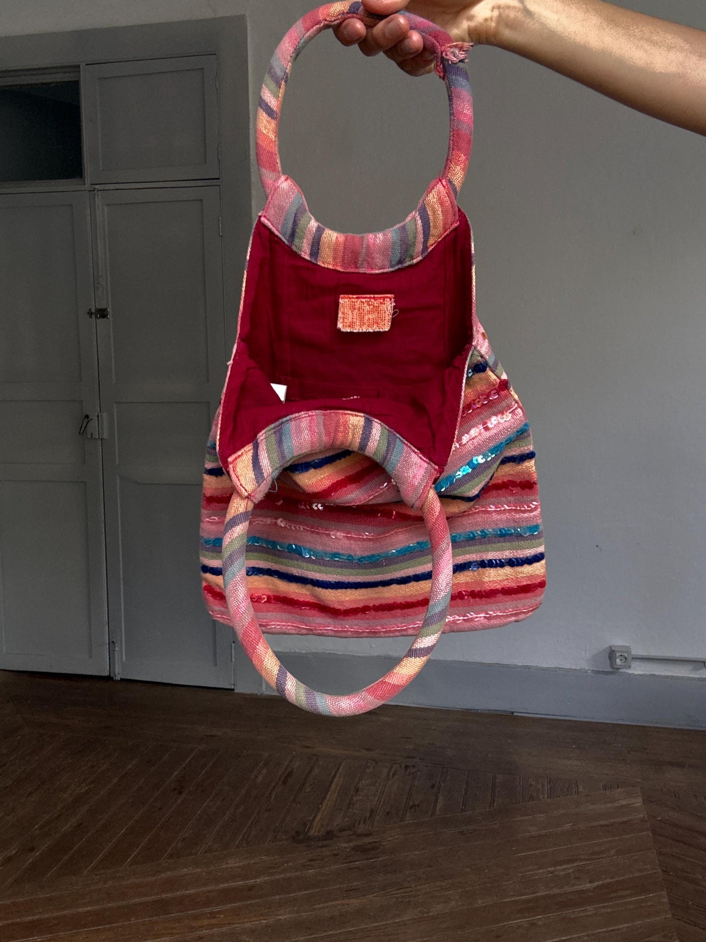 Colorful striped Y2K sequin handbag with round handles – secondhand 100% cotton bag with shimmer detail, unique statement purse