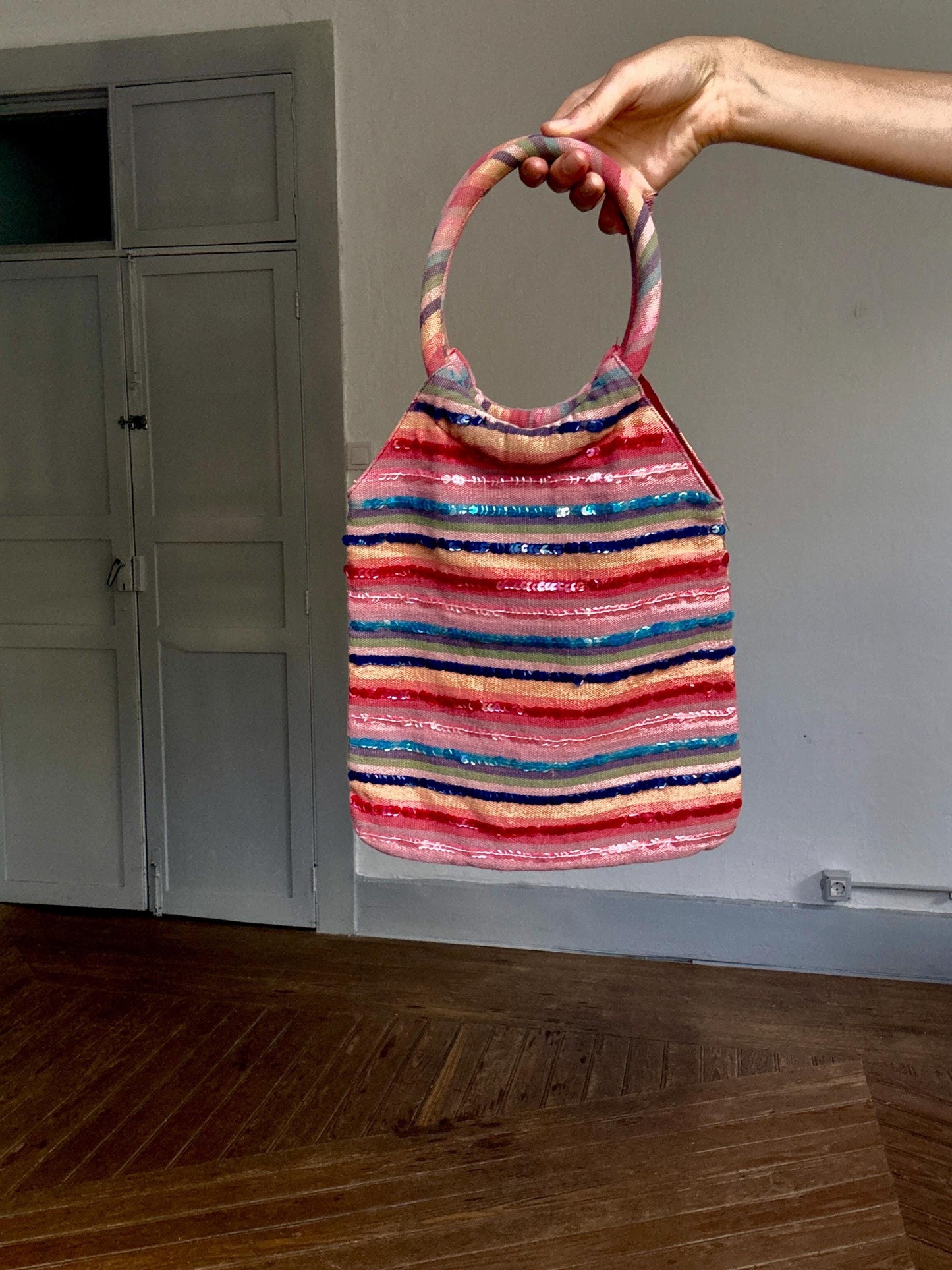 Colorful striped Y2K sequin handbag with round handles – secondhand 100% cotton bag with shimmer detail, unique statement purse