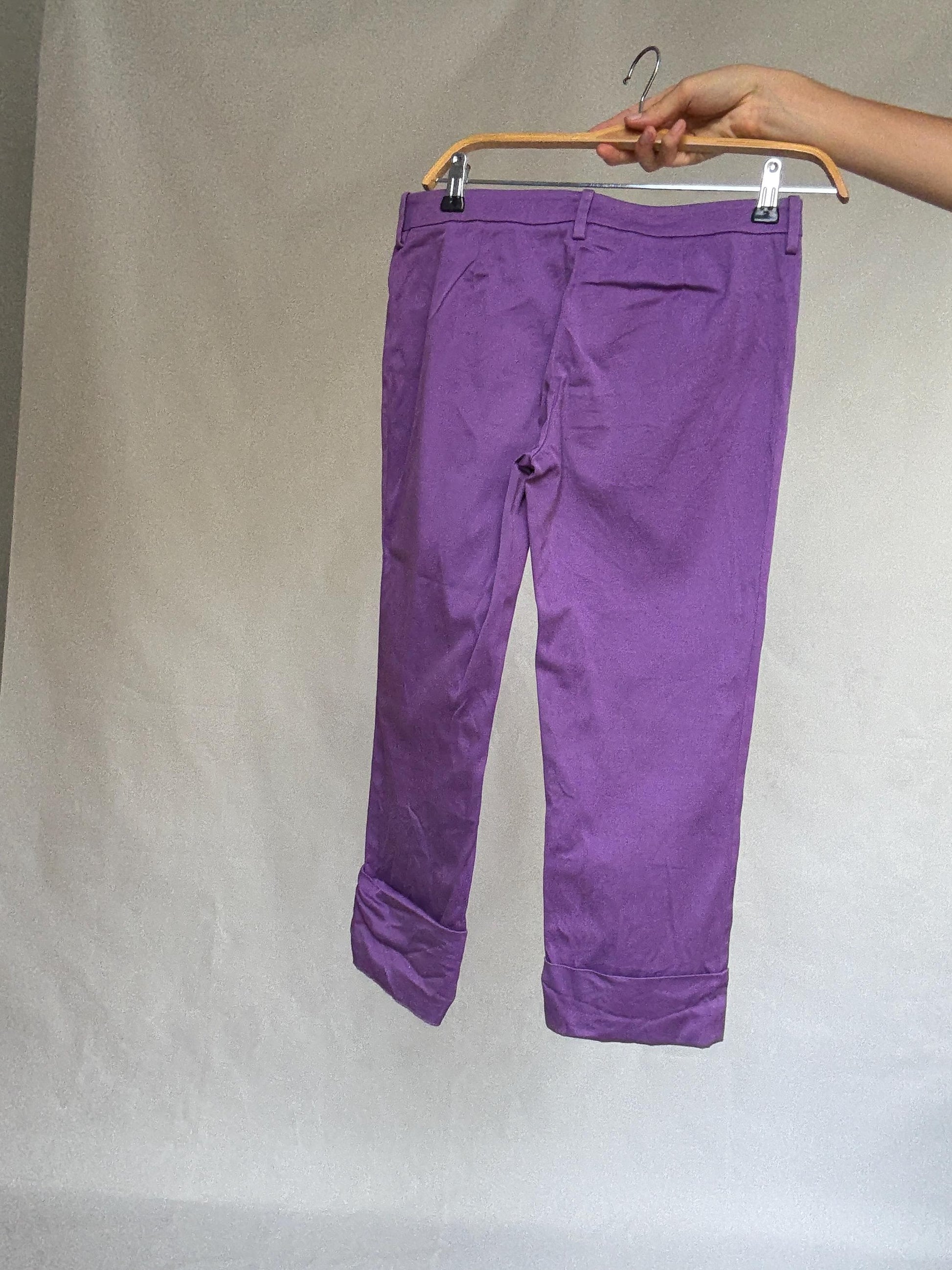 Versace purple cropped pants – size IT 40 – made in Italy – slim fit cotton – rare vintage designer trousers