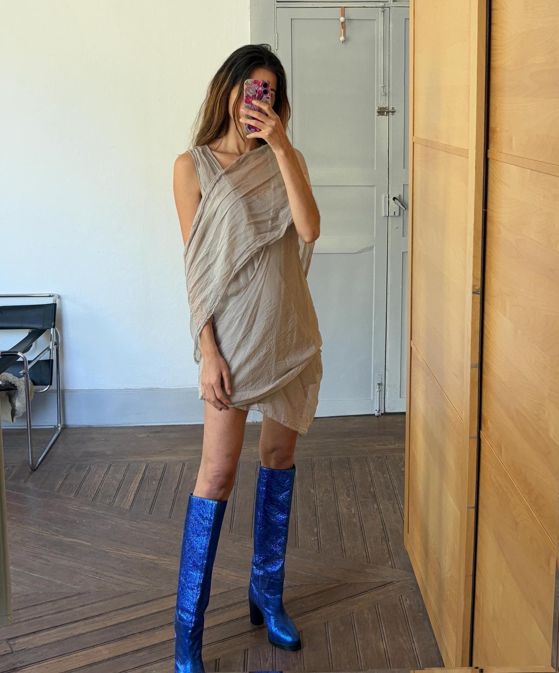 Vintage 100 % silk Light Grey Mini Dress | Soft Elastic Minimalist Style, Basic futuristic wrap around sleeveless summer dress, Size S