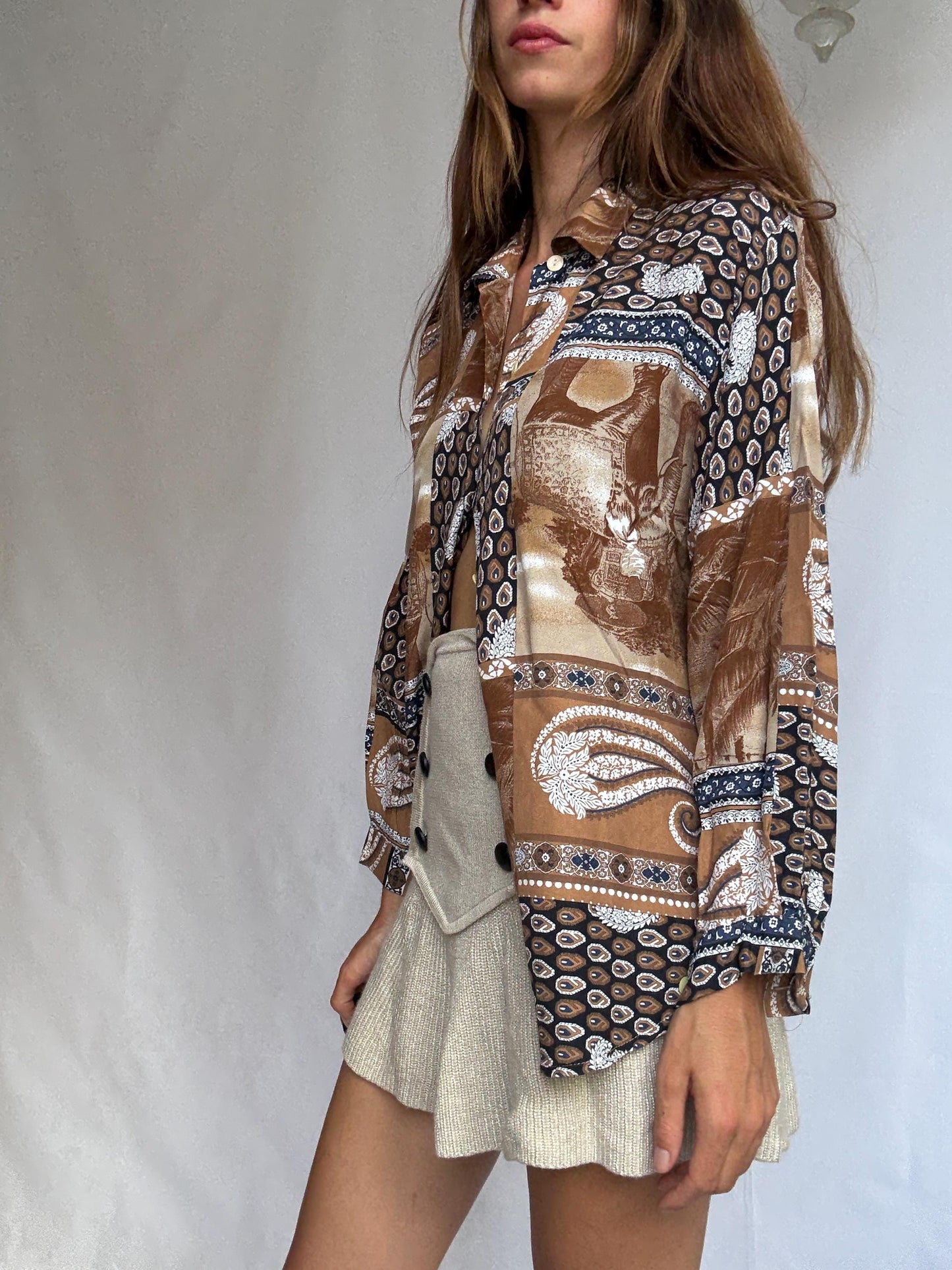 Vintage patch print blouse – brown paisley shirt, long sleeve, relaxed fit, 90s boho grandpa style, one size oversized