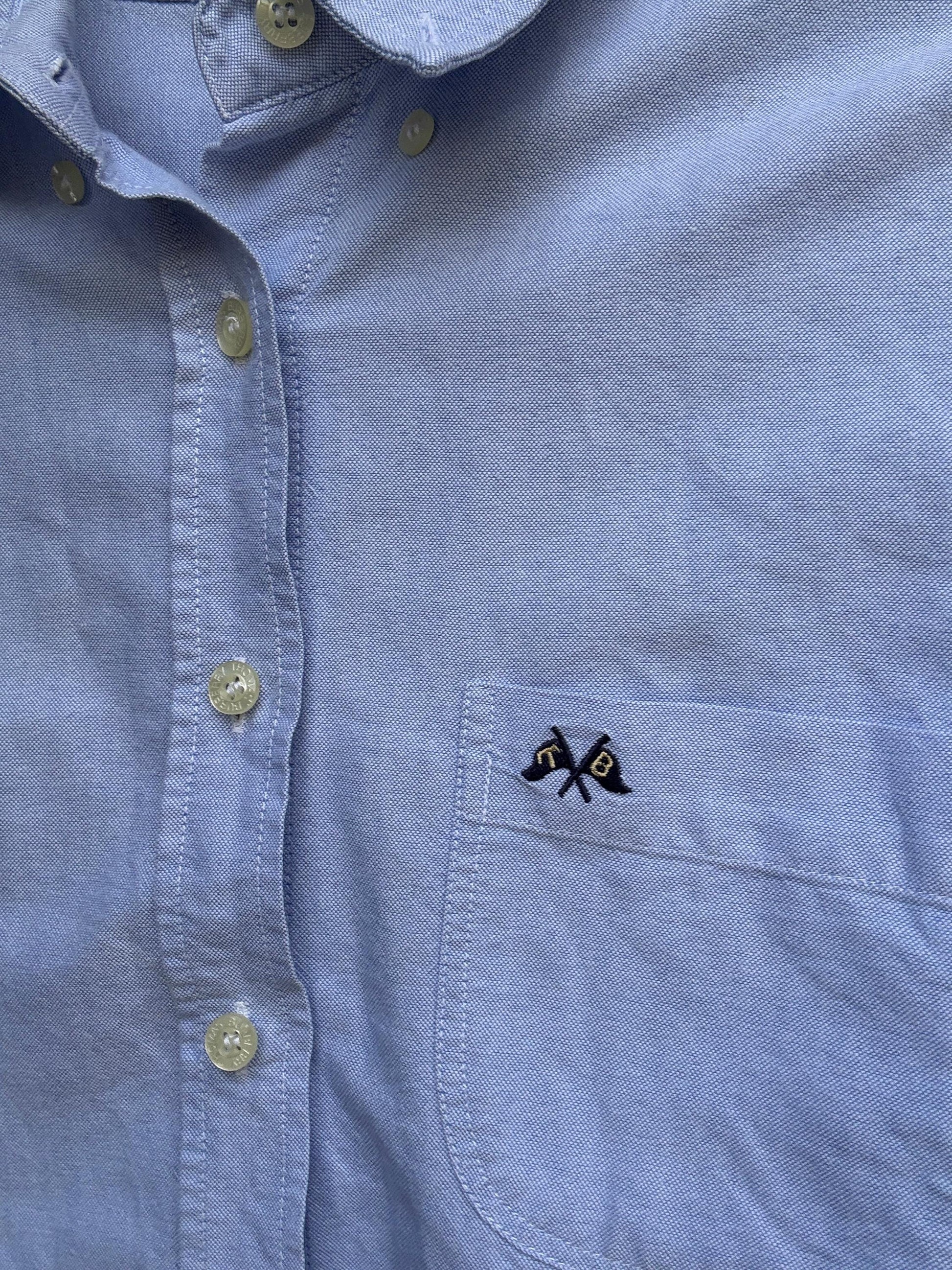 Vintage Thomas Burberry cotton button-up shirt with embroidered logo – classic fit, timeless piece, high quality feel (100% cotton)