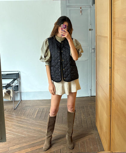 Black Quilted Vest Lloyd's, Preppy Lightweight Gilet, Vintage Layering Piece