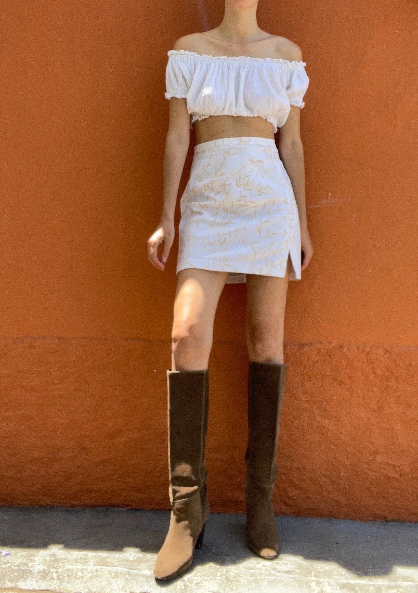 White short skirt, Vintage mini summer skirt by Laurel Jeans by Escada, A Line Retro tennis skirt, 70s woman fashion, Feminine skirt,