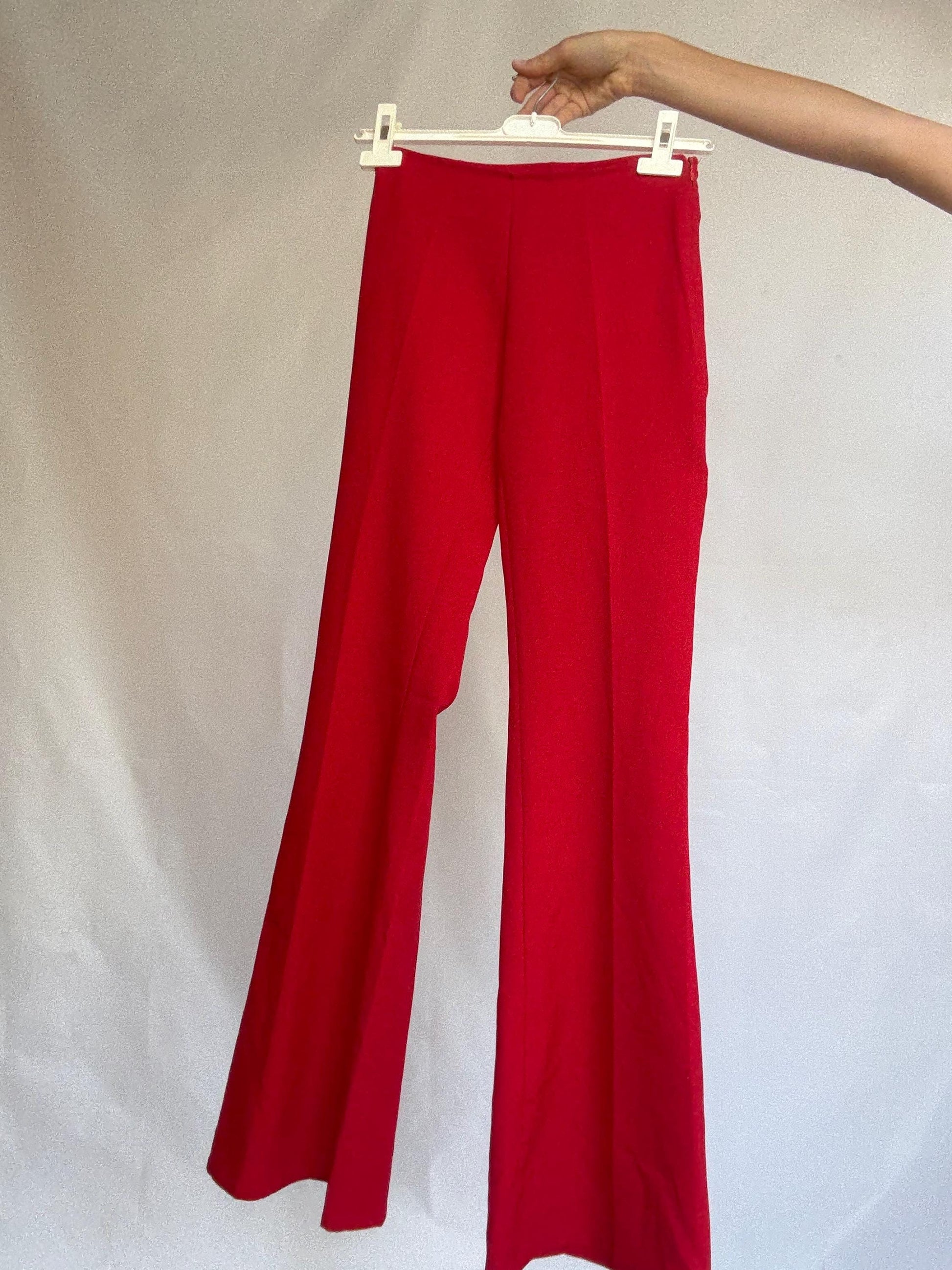 Vintage red flared trousers by Sparring Spain – high waist pants with side zipper – wide leg 70s style statement bottoms size 34