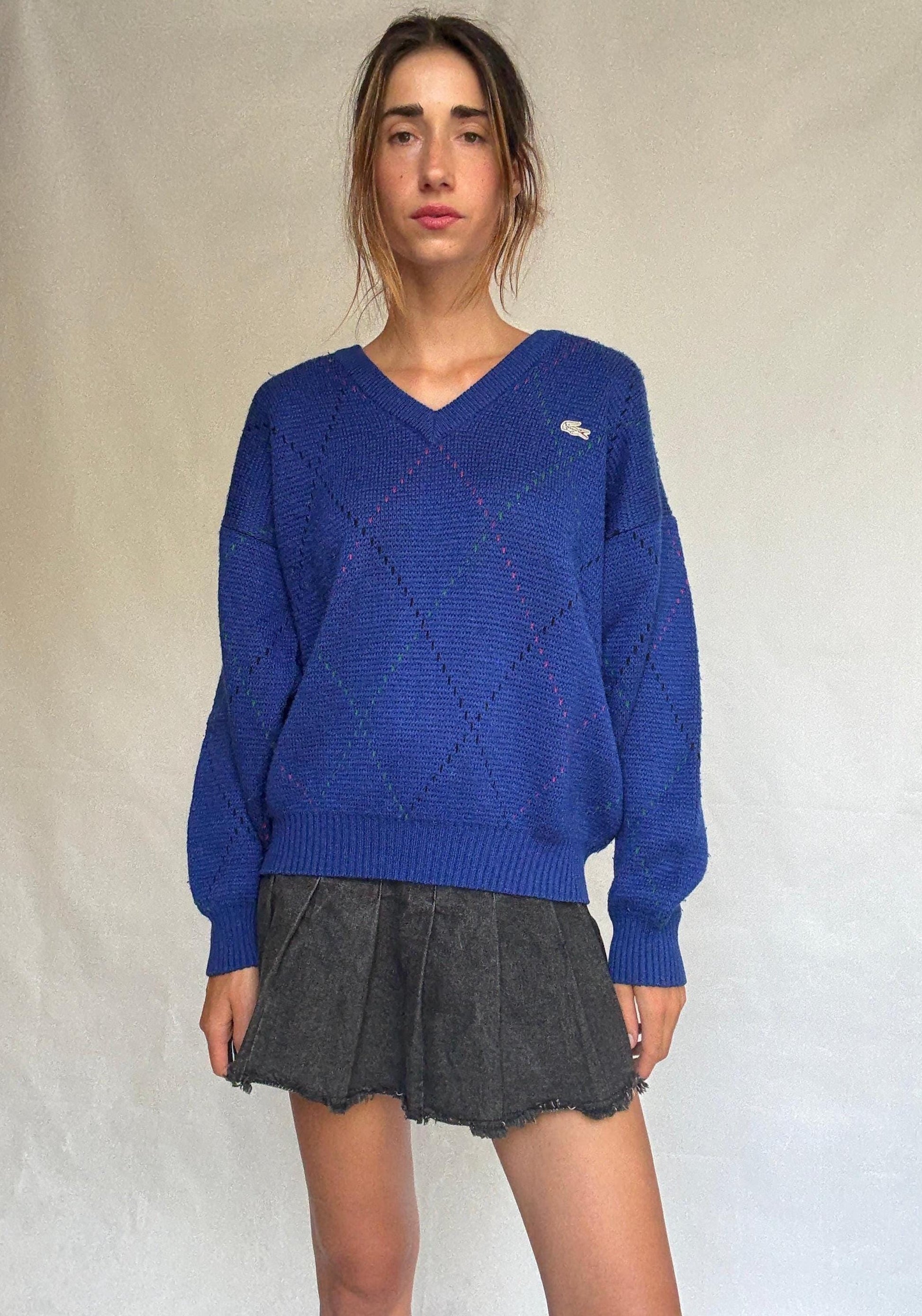 Vintage Lacoste navy V-neck sweater – wool blend pullover with logo – size 6 made in Spain