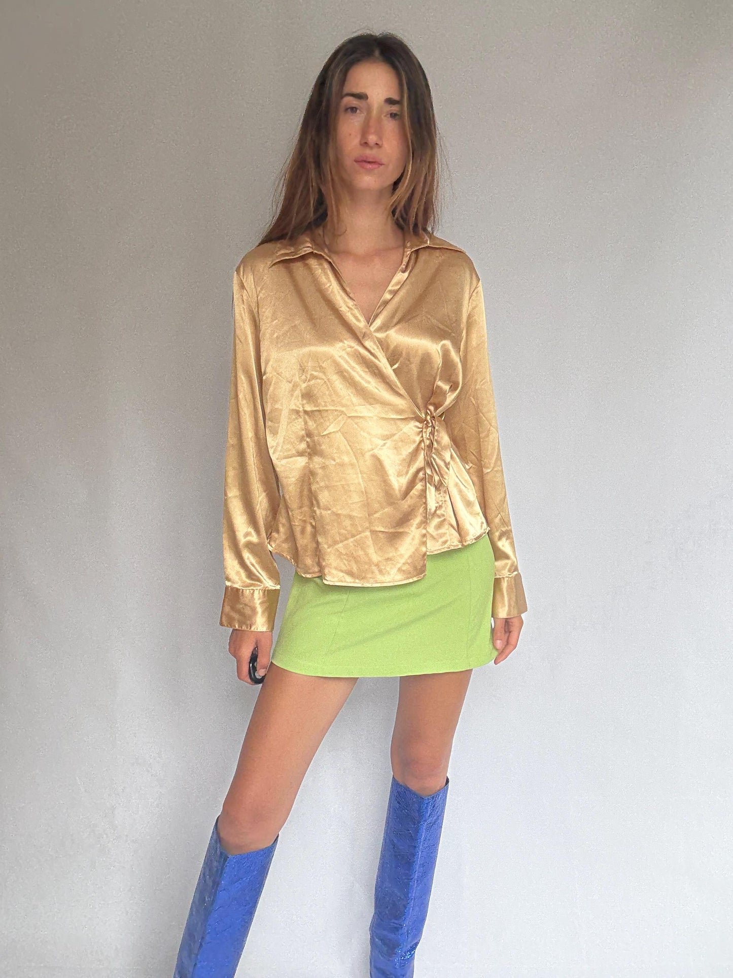 Gold satin wrap blouse by Jaramago – shiny tie-front long sleeve shirt – size 50 – adjustable fit – 100% polyester