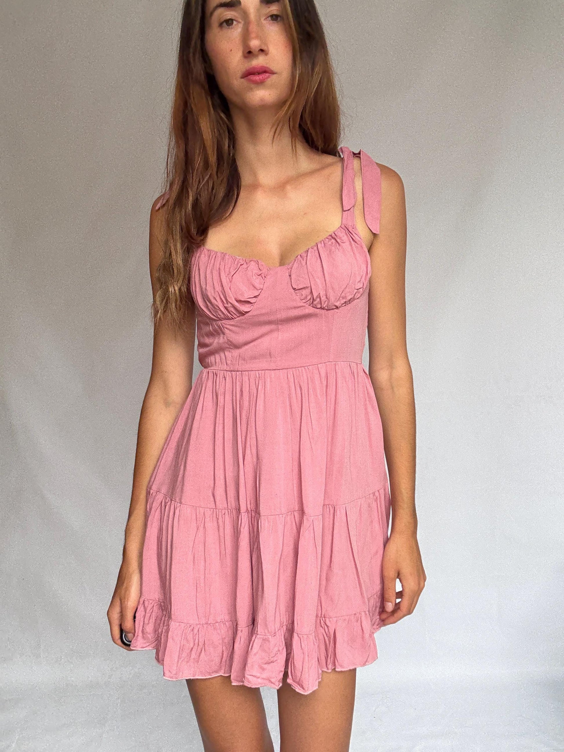 Pink 100% cotton mini dress with adjustable straps and back zip – ruffled hem summer dress with structured bust