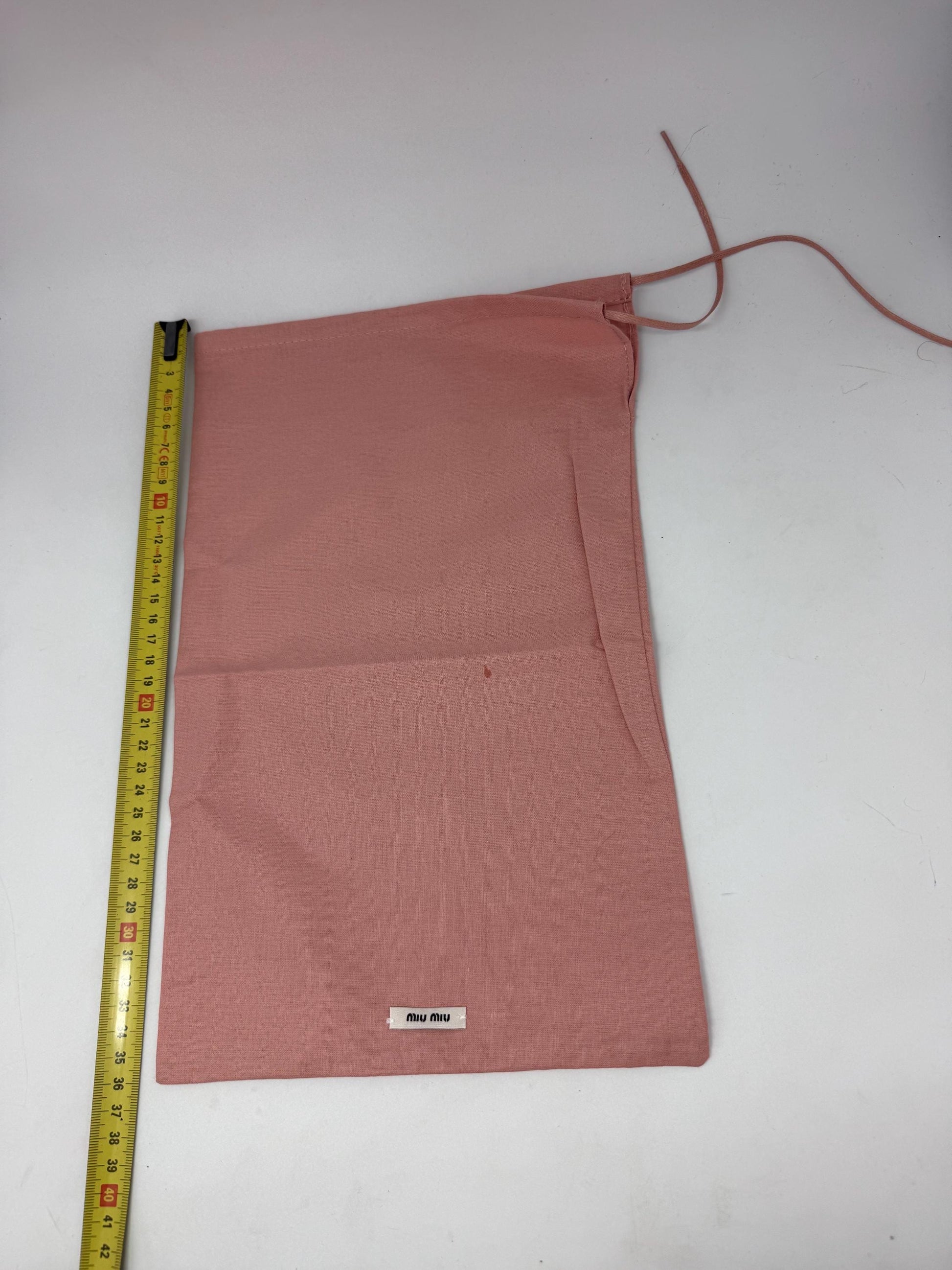 Miu Miu Dust Bags – Set of 4, Unused, Made in Italy, Pink Cotton Shoe or Accessory Pouches, 22x36 cm Designer Storage