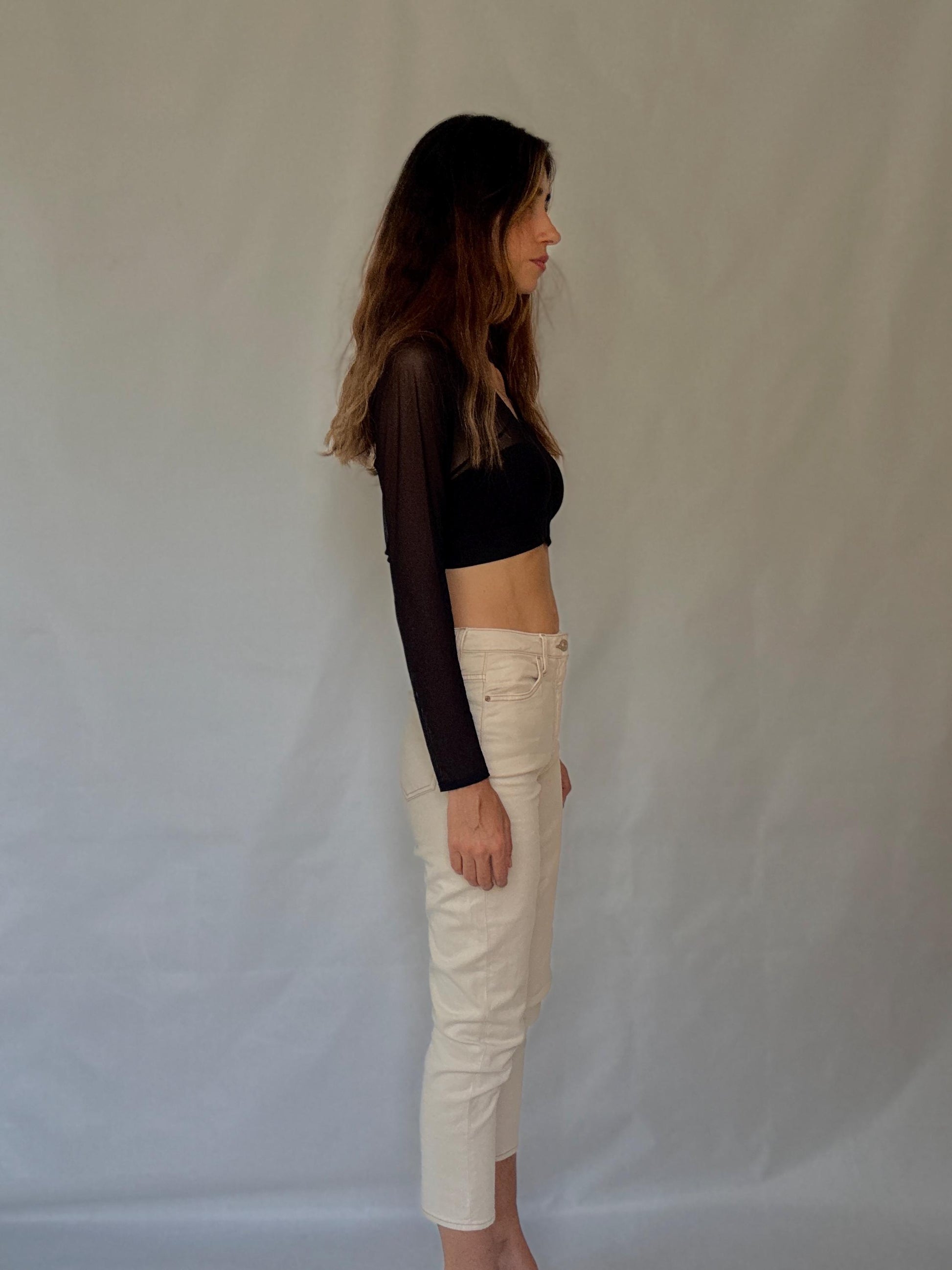 Vintage Guess off-white mom US size 2 fit, jeans with zipper fly – high rise tapered ankle fit, cotton feel, 90s minimal casual streetwear