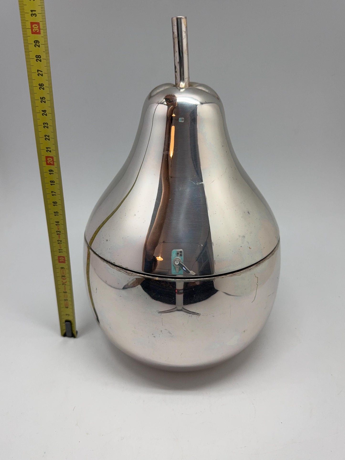 Retro silver pear ice bucket 30 cm tall with insulated plastic interior, space age bar decor, funky mid century partyware