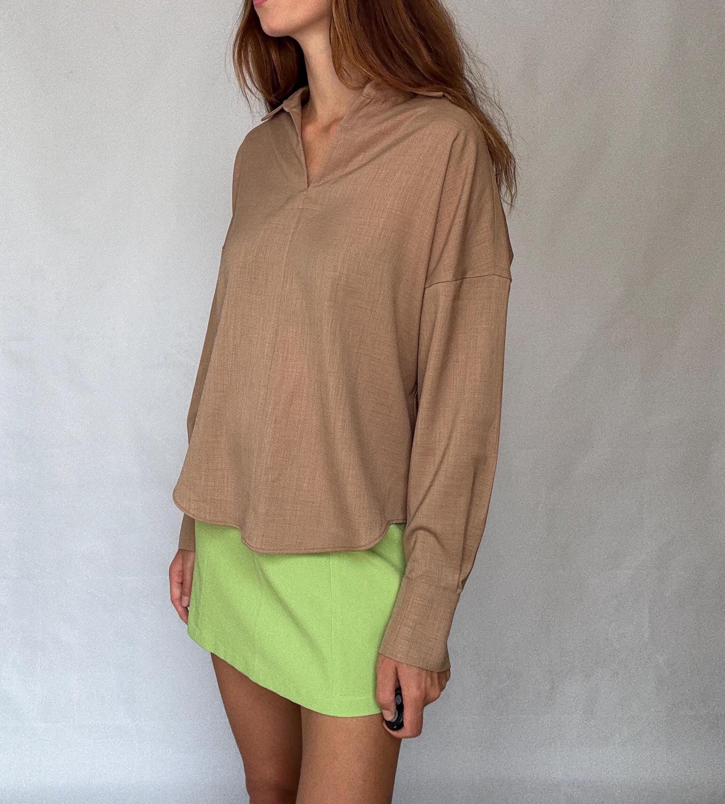 Adolfo Domínguez loose fit shirt in earthy tan light brown, oversized chic minimalist style, secondhand size M