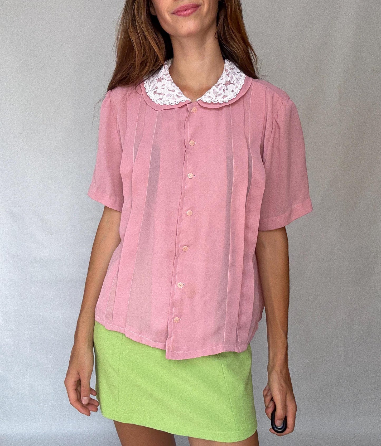 Vintage pink blouse with white lace collar M – cottagecore romantic short sleeve button up shirt