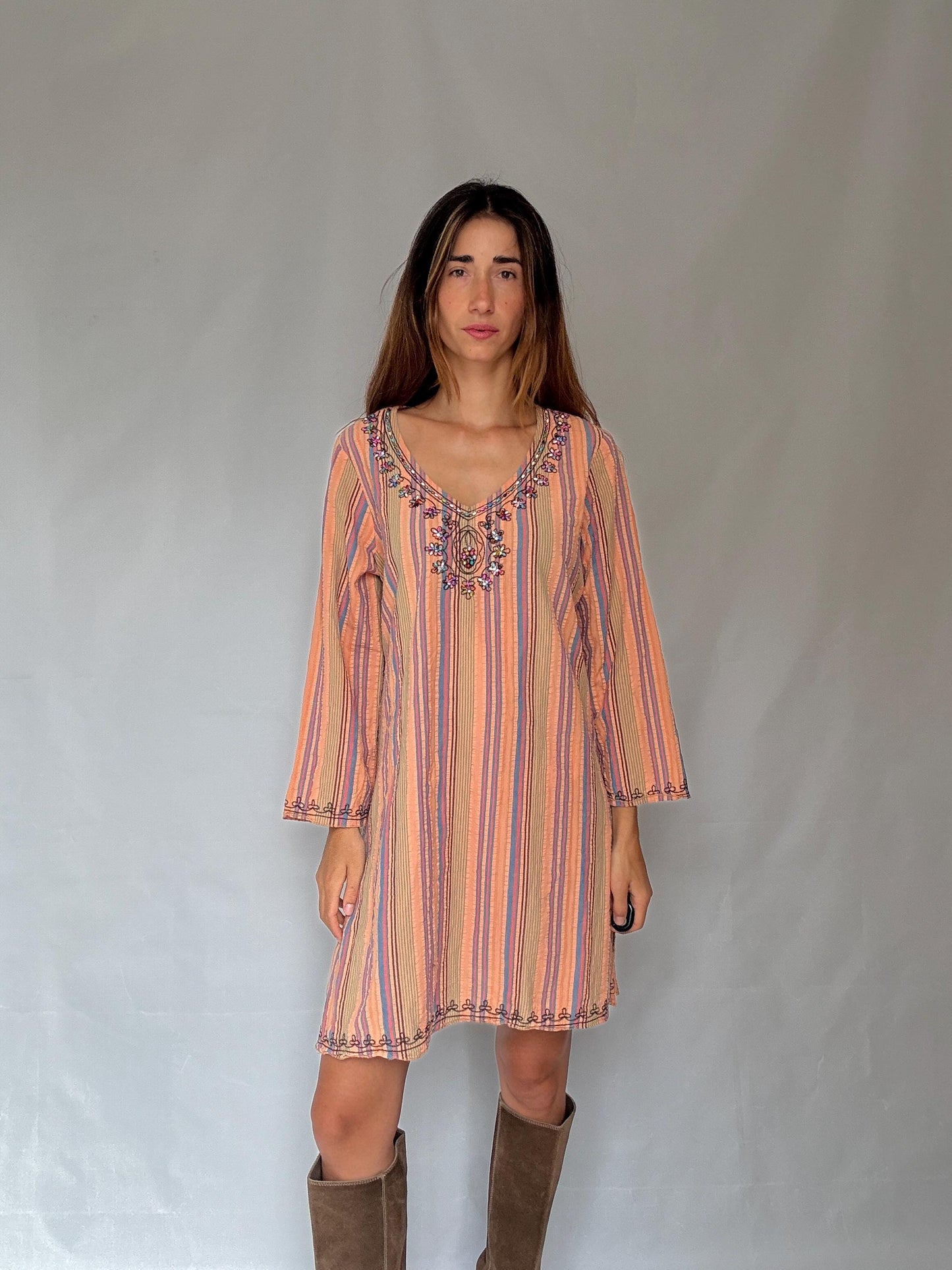 Striped cotton boho dress with beaded neckline – peach pink blue tunic style shift dress with side splits L–XL