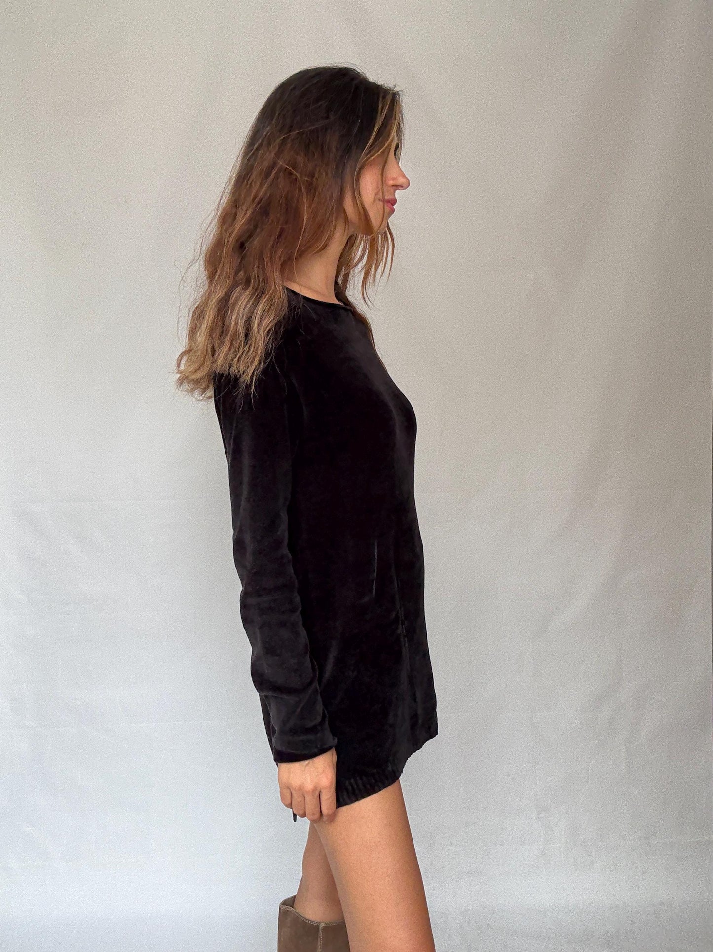 Guess Los Angeles Black Long Sleeve Mini Dress, Sexy Soft Stretch elegant black straight neck pullover, Designer clothing, Size M