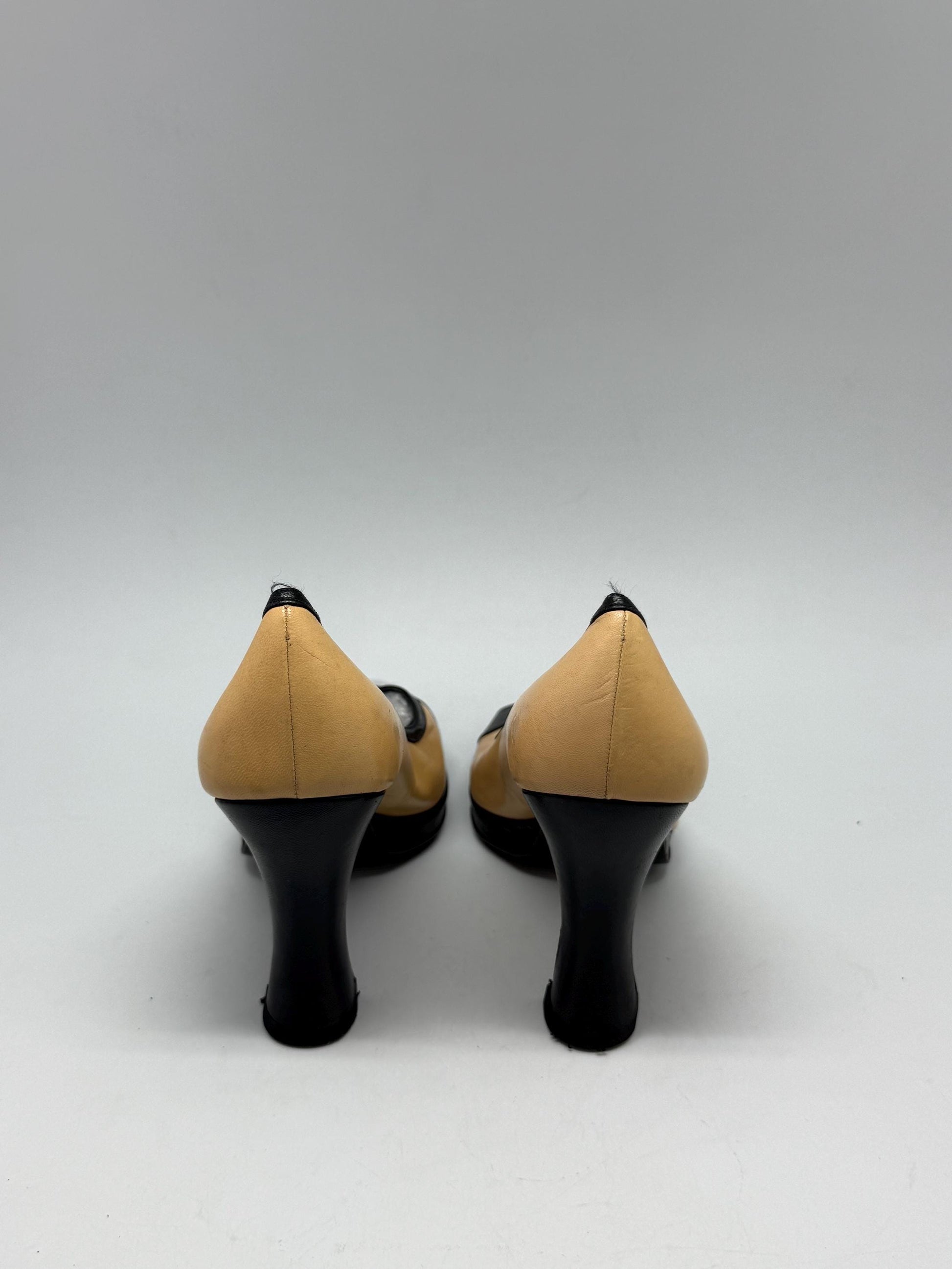 Rare Vintage Balenciaga tan black leather heels US8.5, made in Spain, peep toe sculpted heel, elegant designer shoes in genuine leather