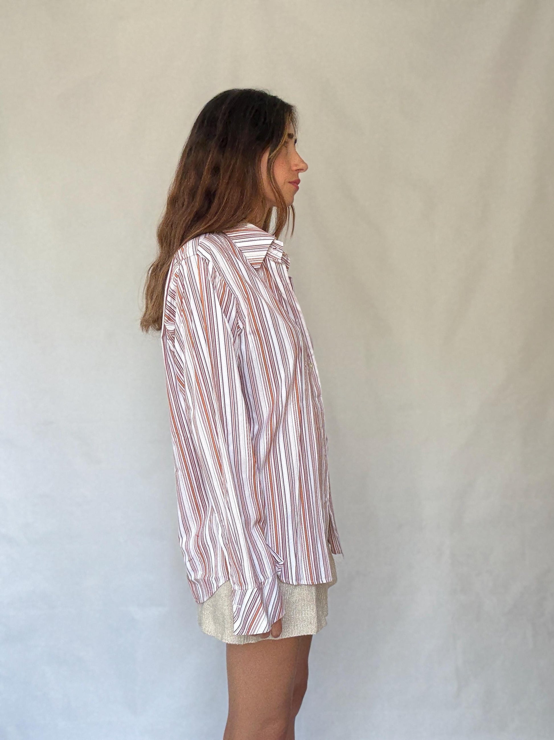 Hugo Boss men’s striped US XL cotton button-up shirt – red brown and white vertical stripe long sleeve classic preppy smart casual