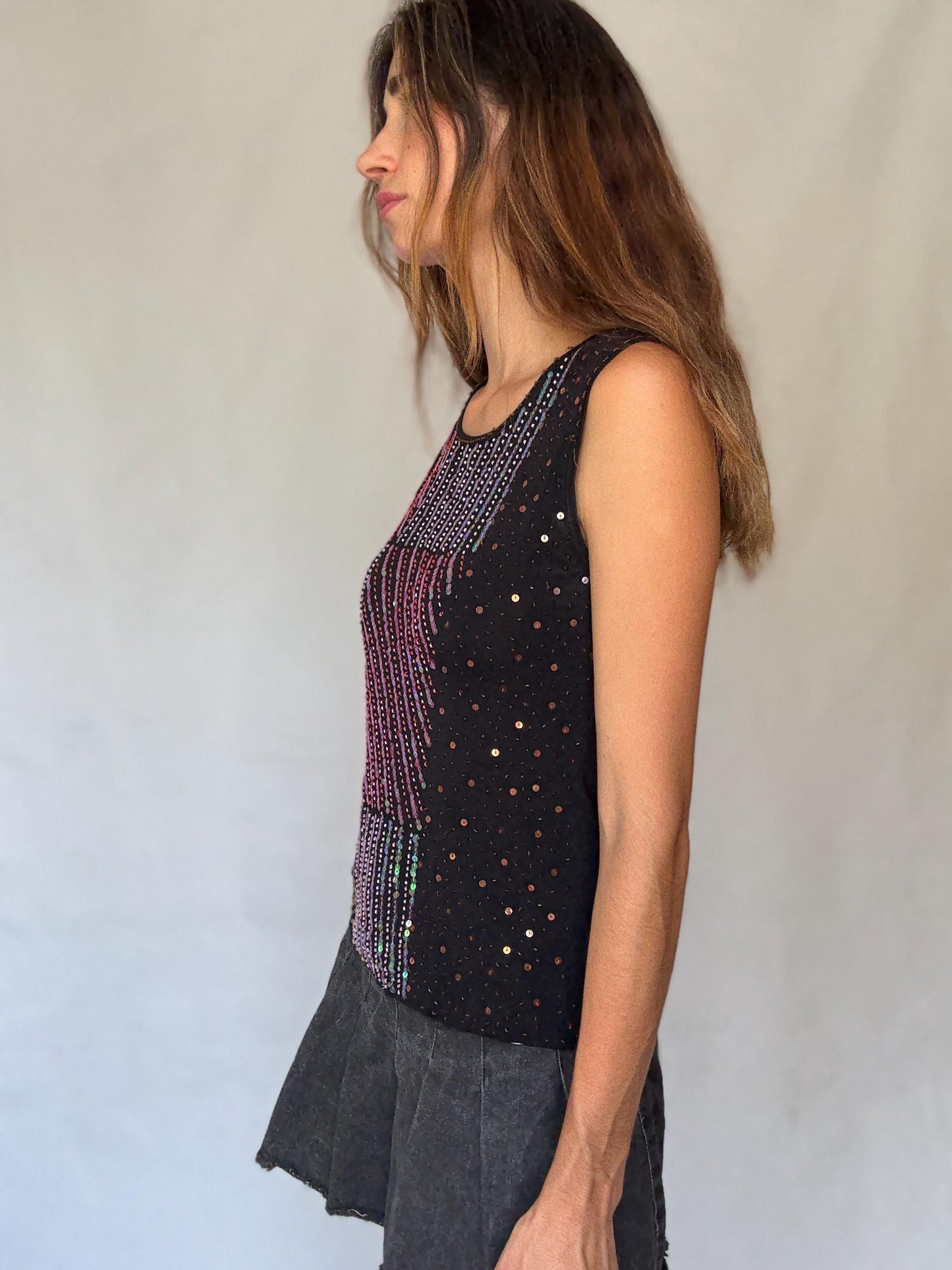 Y2K black sequin sleeveless top – 2000s retro party camisole with glittery geometric design, fun evening outfit – Size UK M/L