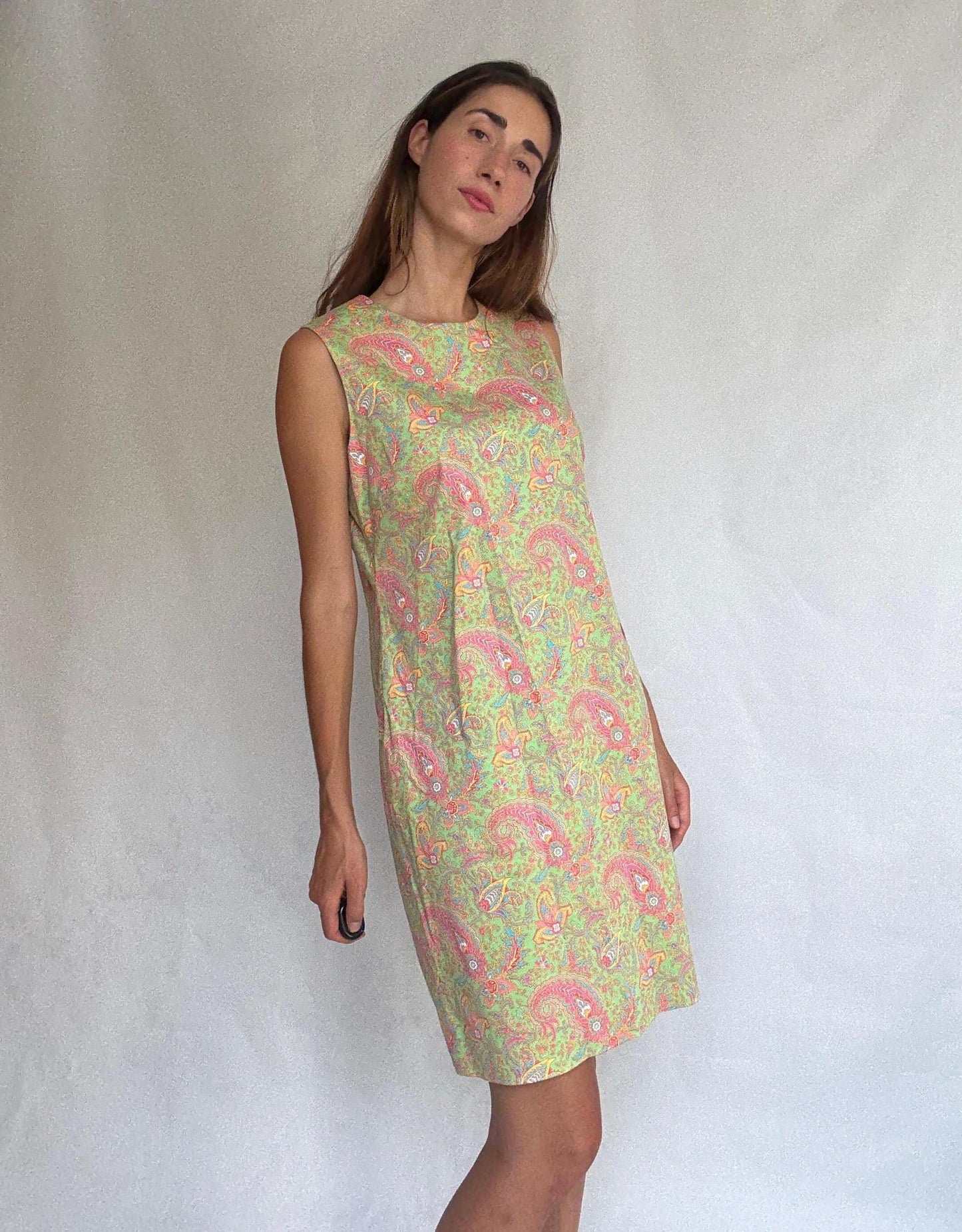 Ralph Lauren dress size 12 – sleeveless cotton blend shift with paisley print in lime green, 60s style vintage party dress with zip back