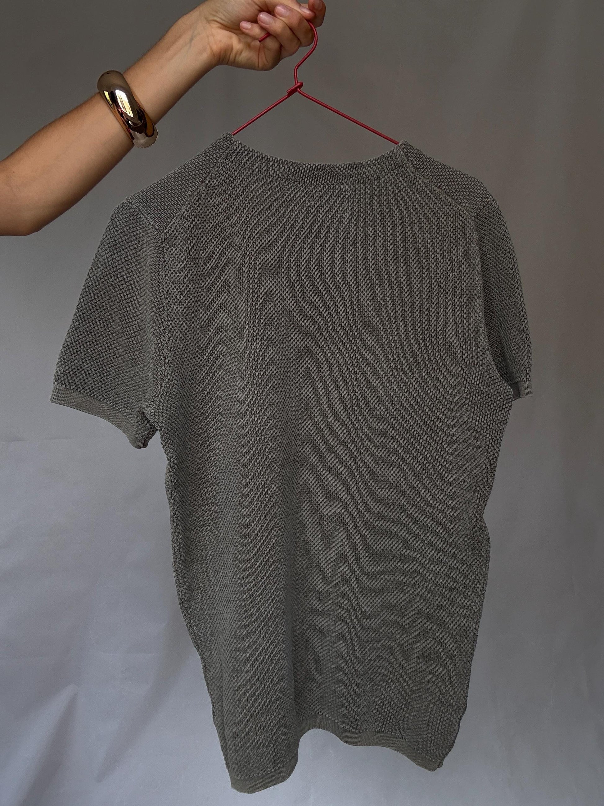 Massimo Dutti extrafine cotton knit tee in S, men’s boxy fit cotton top, dark academia minimal sweater look, thick weave short sleeve