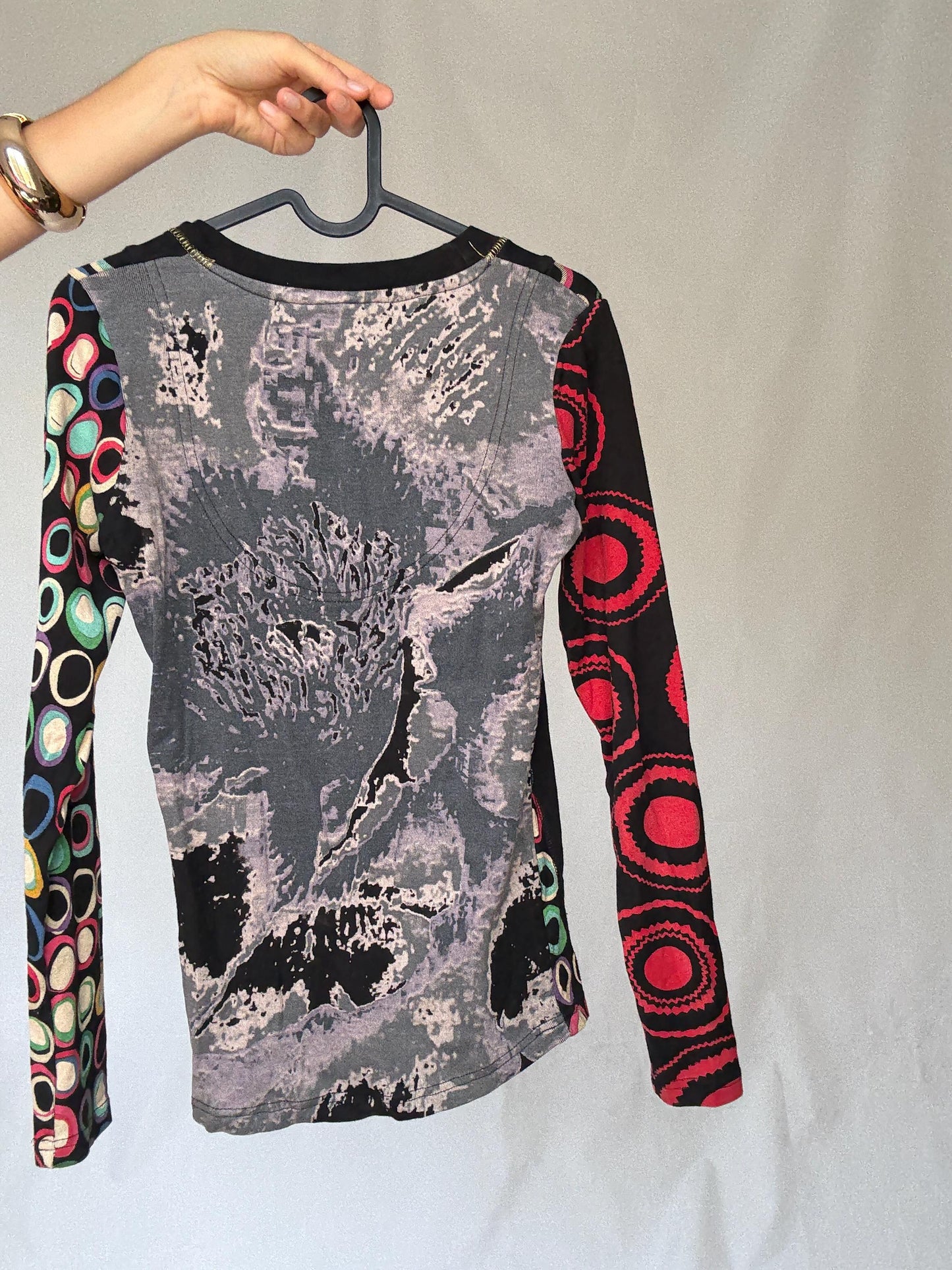 Vibrant Desigual Blouse in Cotton with Colorful Patterns – Y2K Style, Britney Spears style, Size M, 2000s style, gothic or goth style