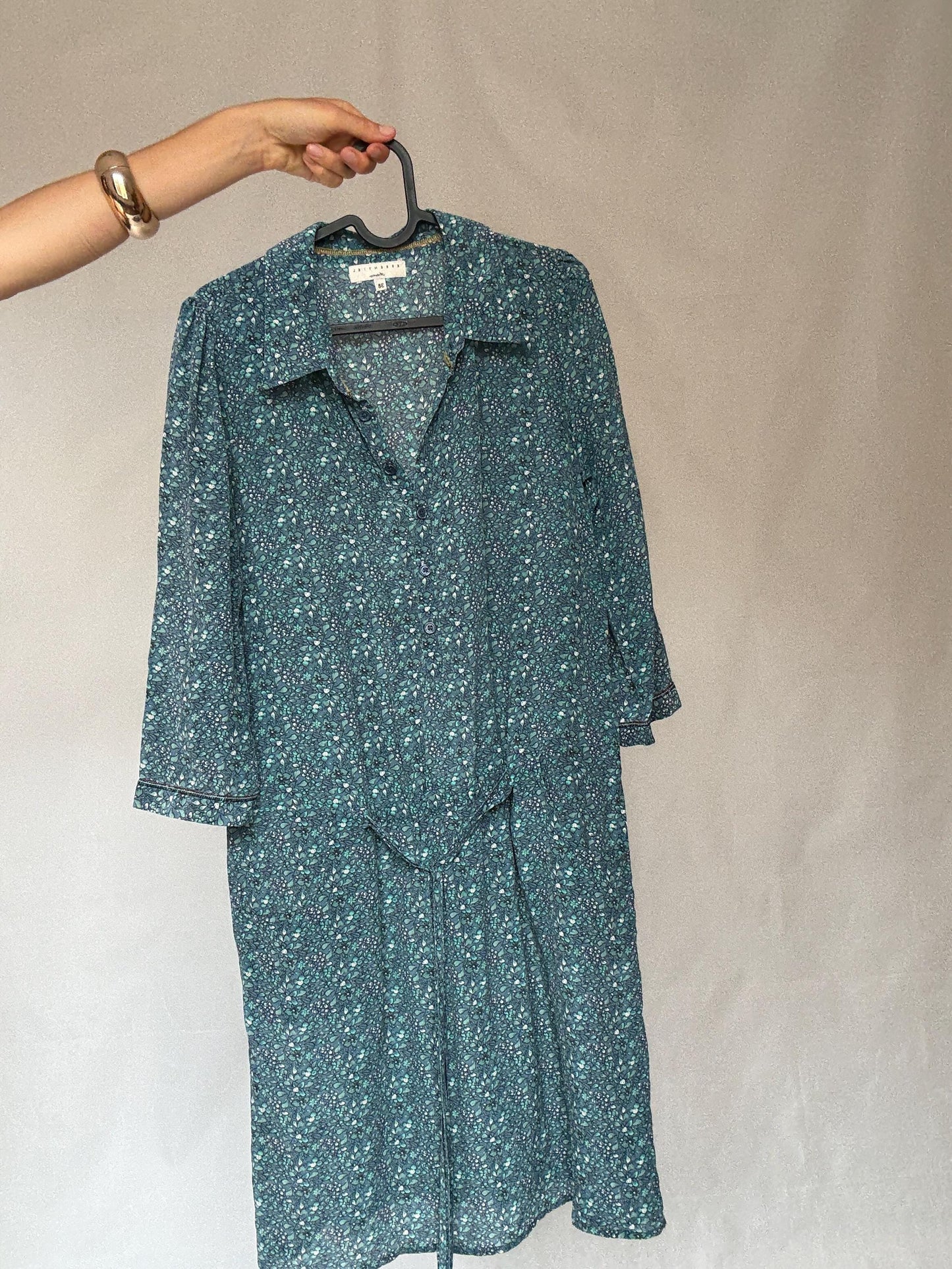 Silk Essential Antwerp blue floral mini dress – size 38m simple and elegant flower print summer shirtdress