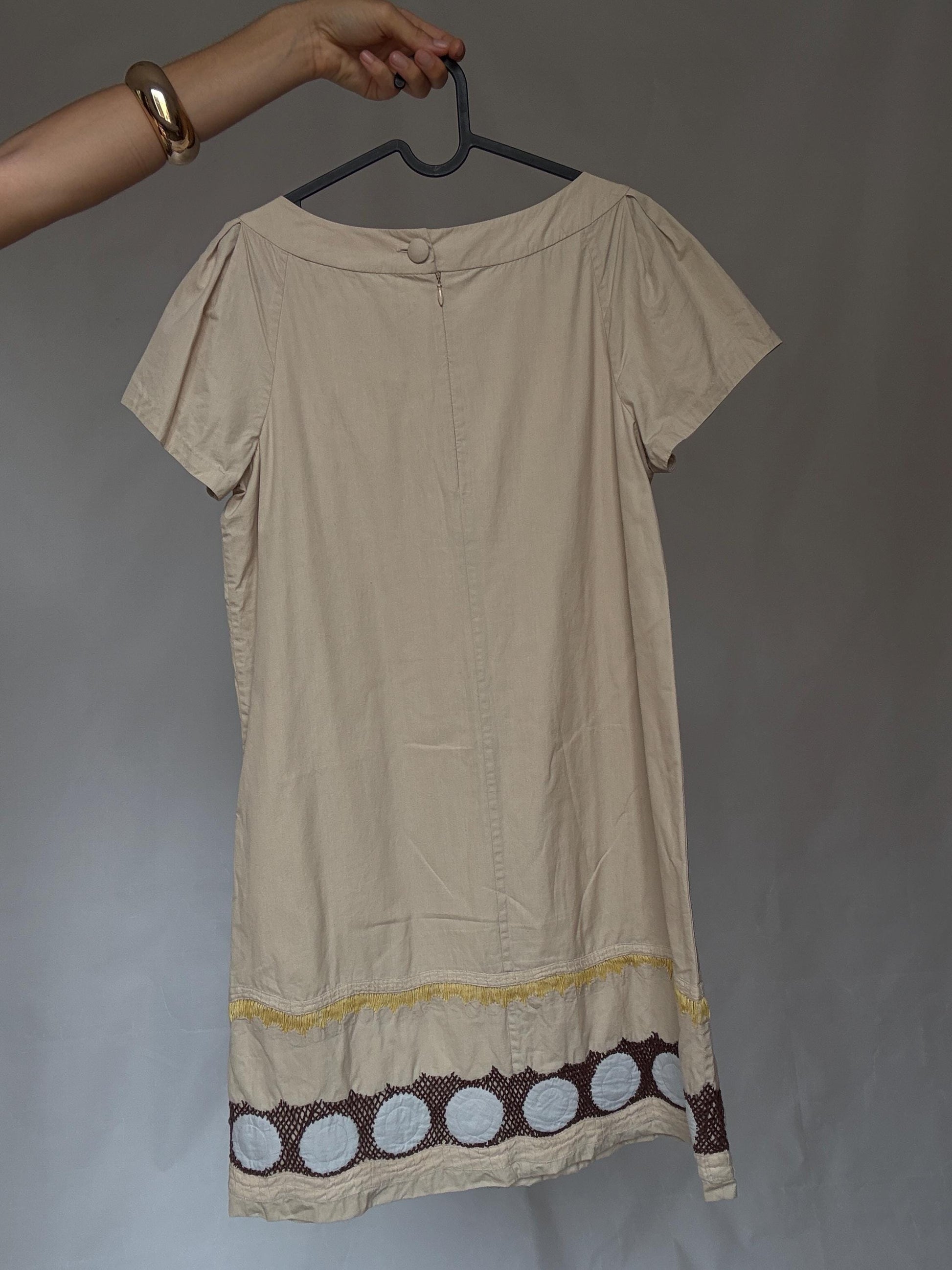 Simple and playful short woman dress, Beige Hoss Intropia beige cotton-silk summer mini dress – size 42 -M - L