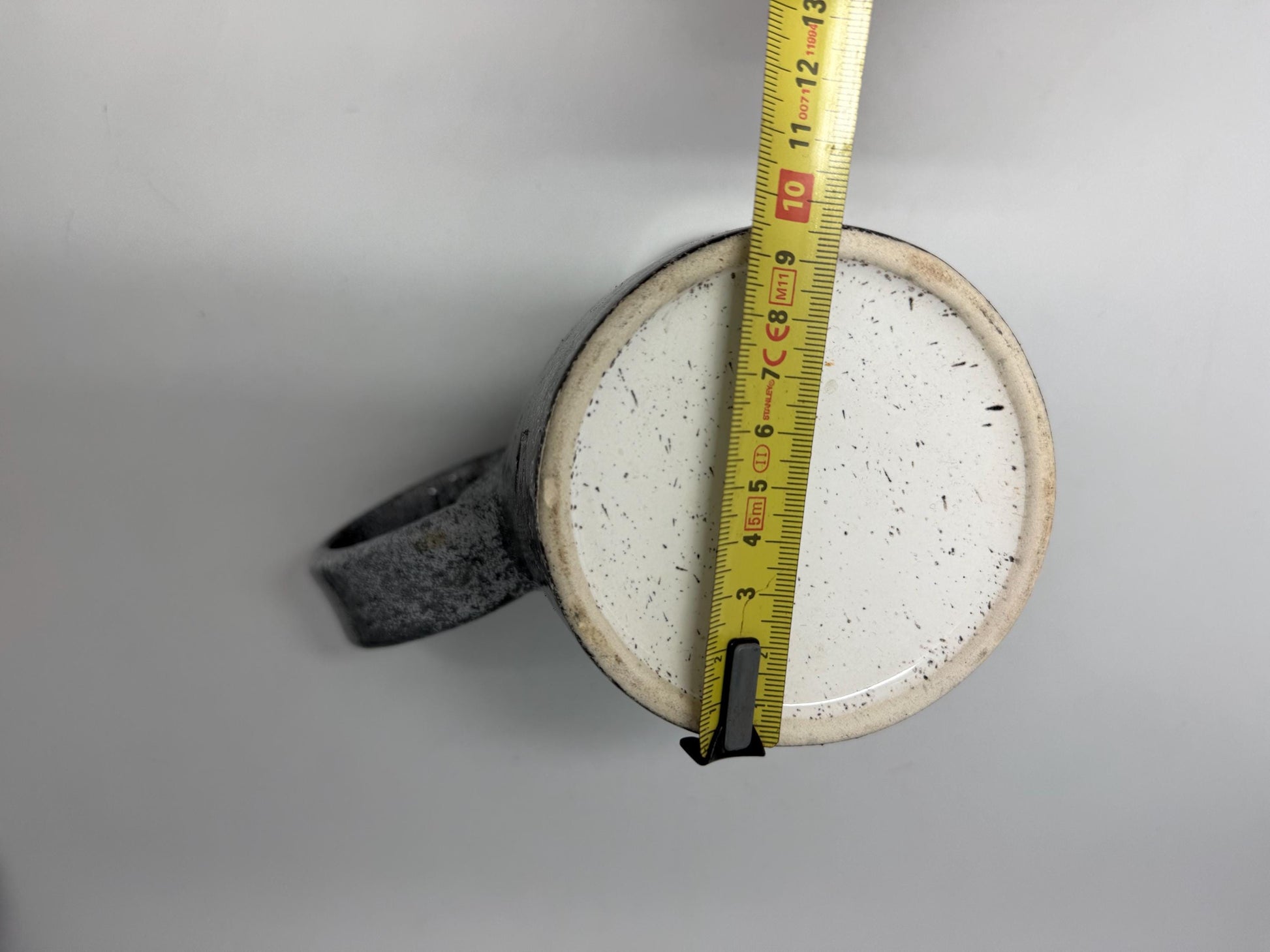 Vintage charcoal speckled ceramic creamer pitcher – sculptural swirl handle – 15cm tall – 10cm top width – rustic kitchen decor