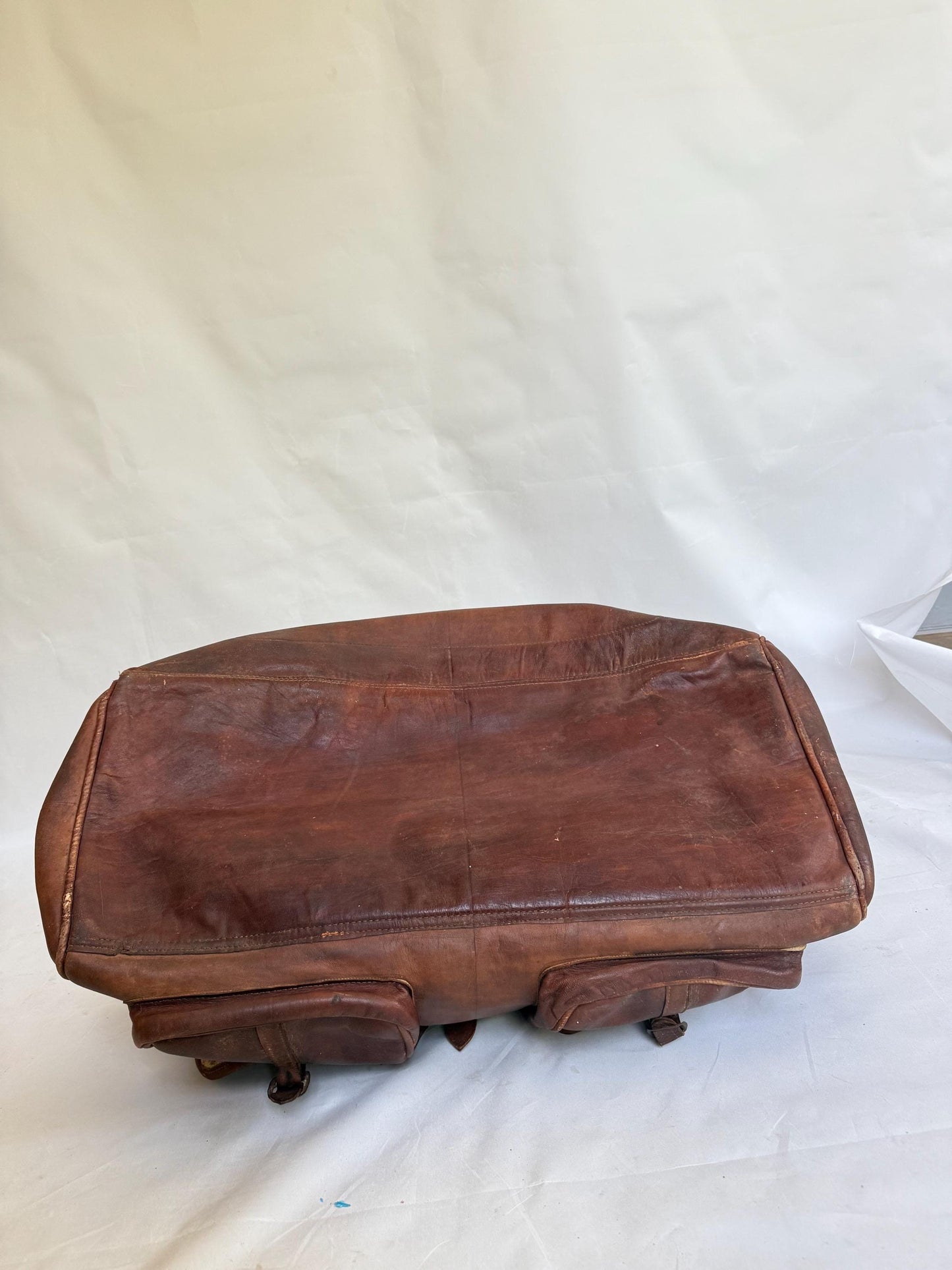 Oversized vintage leather travel bag – 66x40x30cm – distressed patina – large weekender holdall – real leather with lined interior