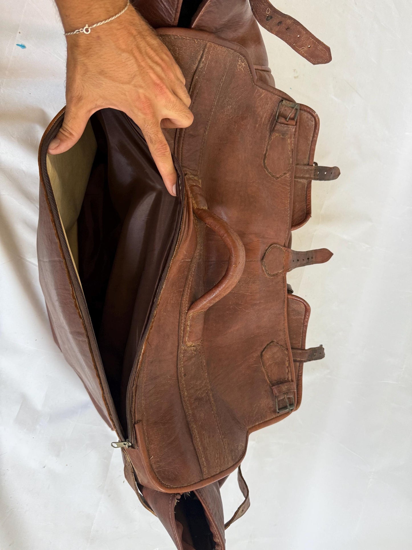 Oversized vintage leather travel bag – 66x40x30cm – distressed patina – large weekender holdall – real leather with lined interior