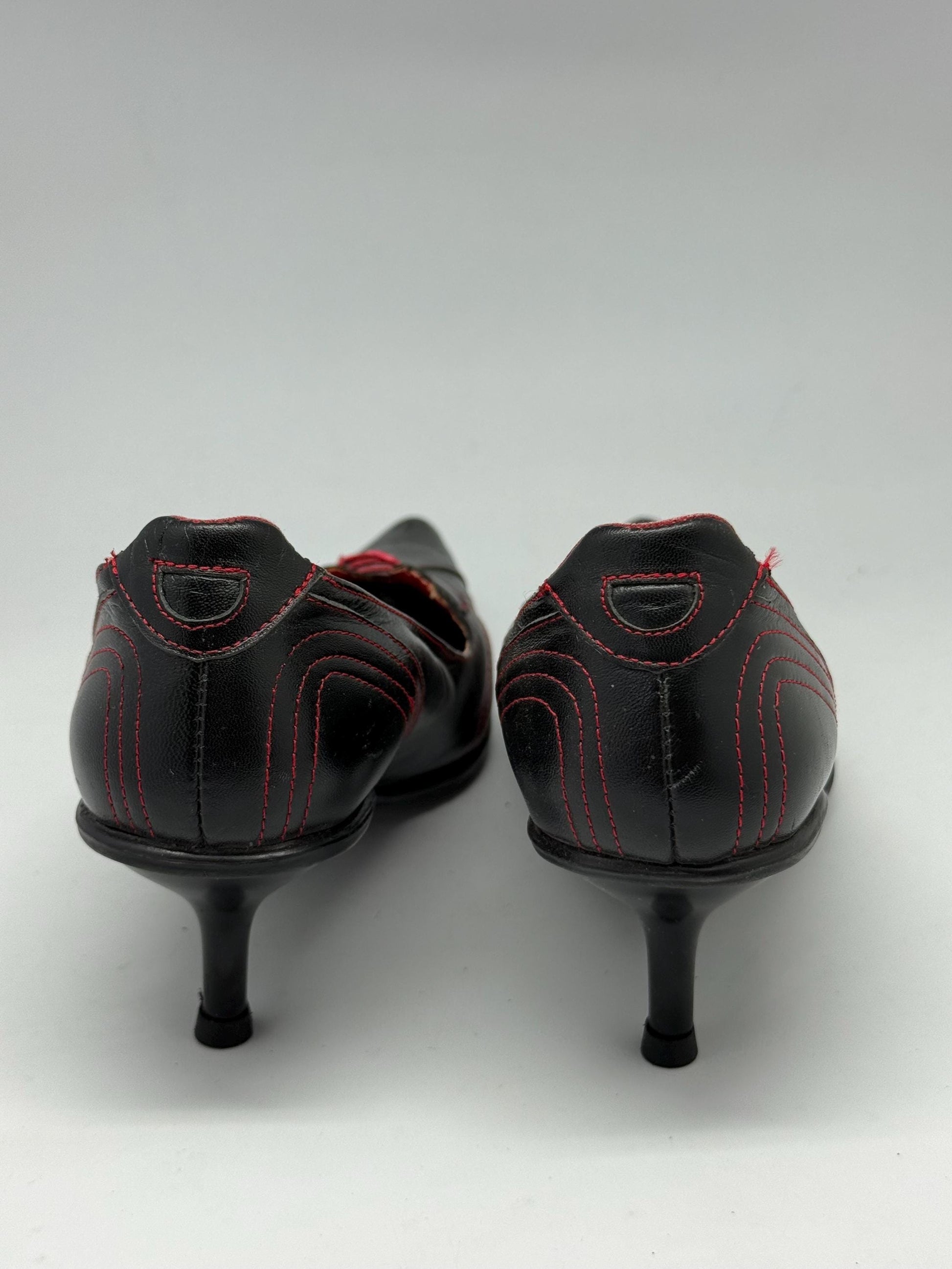 Rare Y2K pointed toe heels – black red oxford style – real leather – size EU38 – made in Spain – retro lace up kitten heels