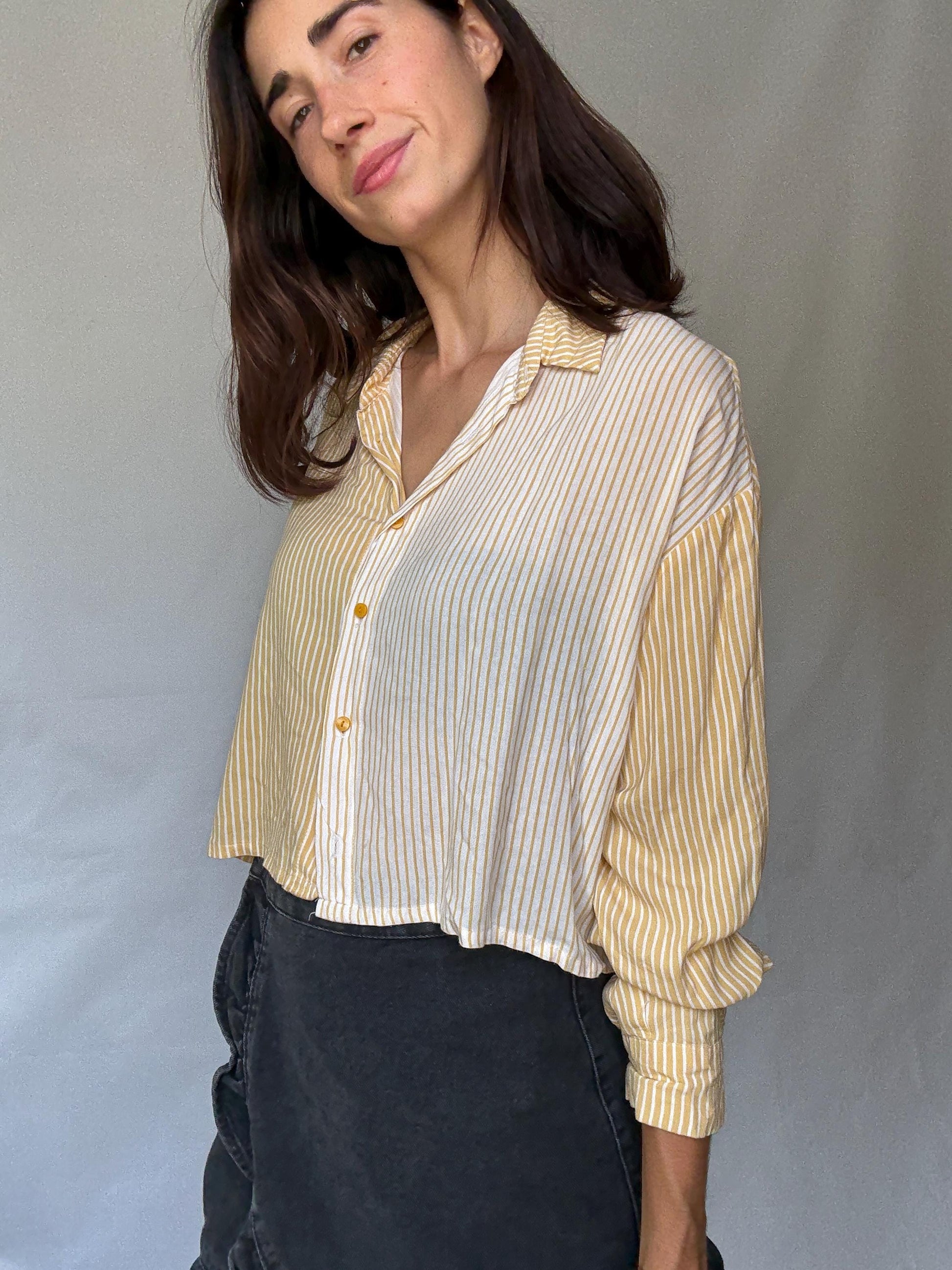 Vintage Inspired Cotton Striped Shirt in Light Academic Style - Flattering Small US Size with Button-Down Front