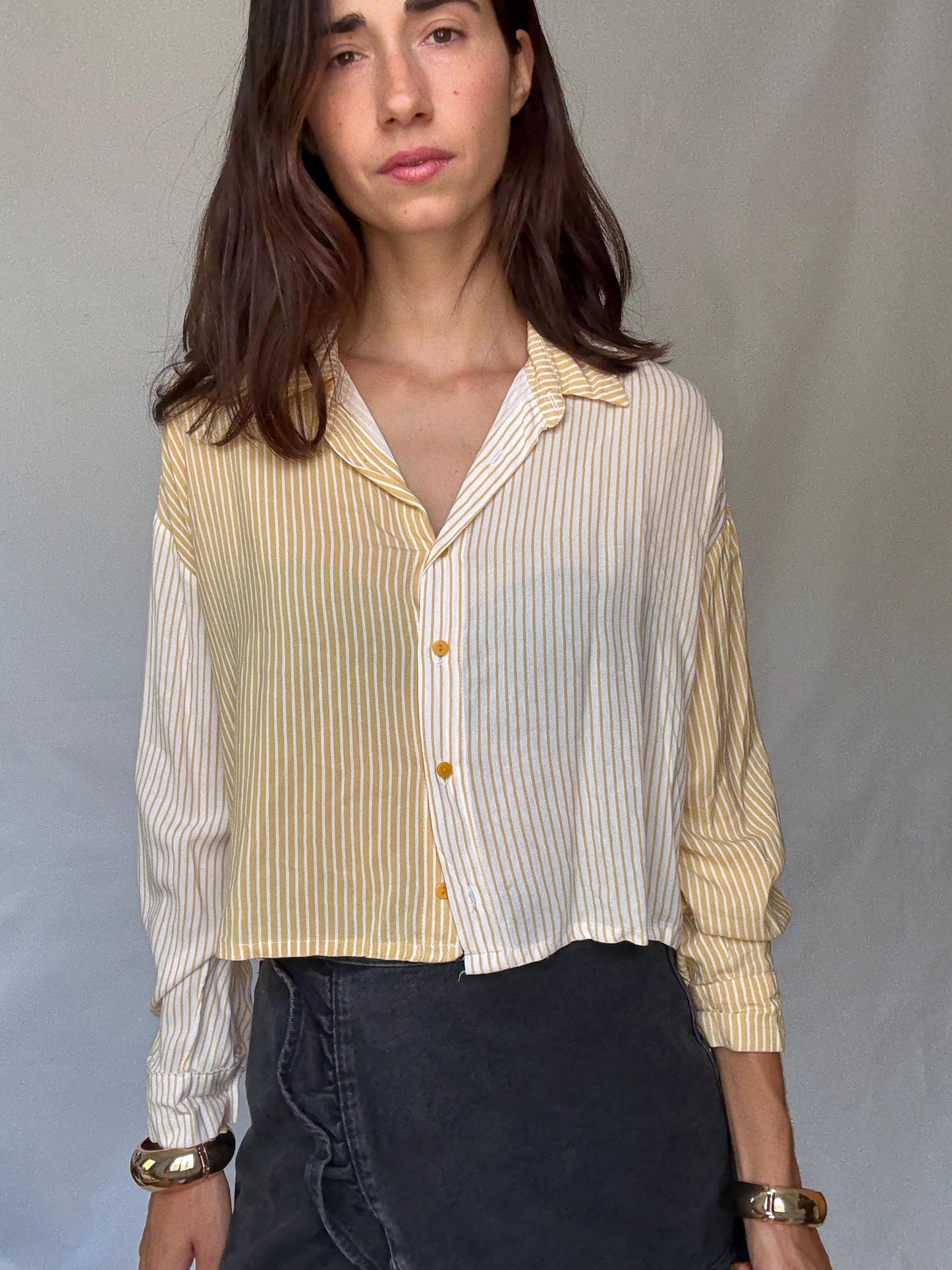 Vintage Inspired Cotton Striped Shirt in Light Academic Style - Flattering Small US Size with Button-Down Front