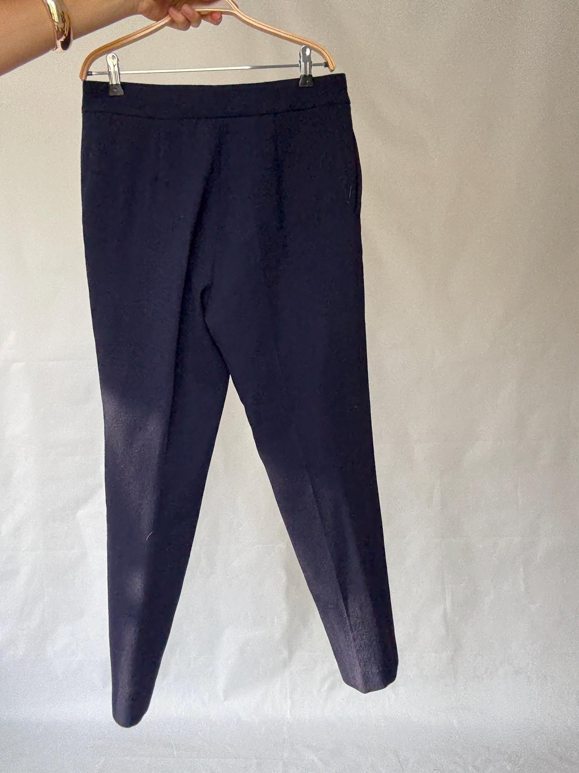 Stylish and Sleek Wool Carolina Herrera Tapered Pants - Minimalist Style Inspired by Victoria Beckham, US Size Small