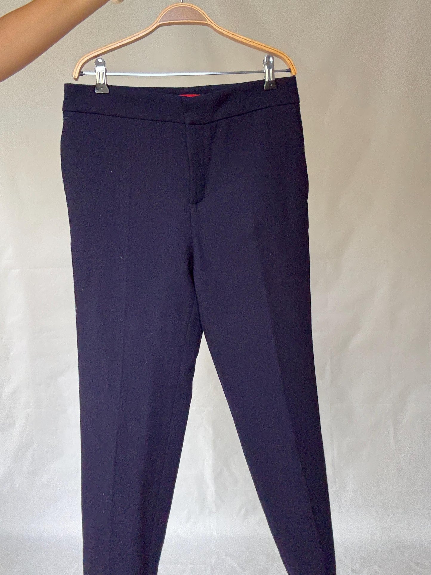 Stylish and Sleek Wool Carolina Herrera Tapered Pants - Minimalist Style Inspired by Victoria Beckham, US Size Small