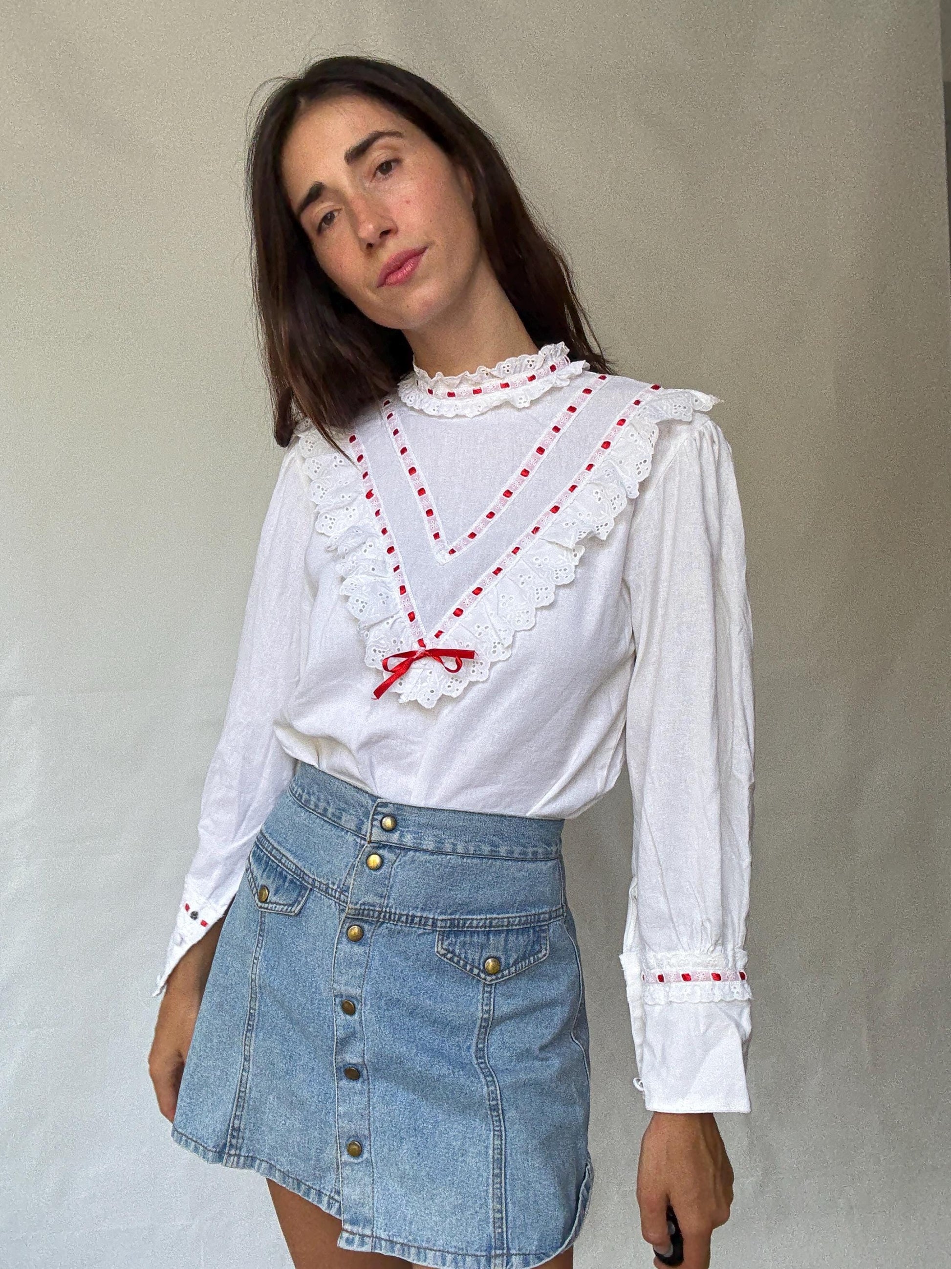 Vintage white lace blouse, linen viscose blend, relaxed fit, red ribbon detail, cottagecore folklore, US L, feminine style