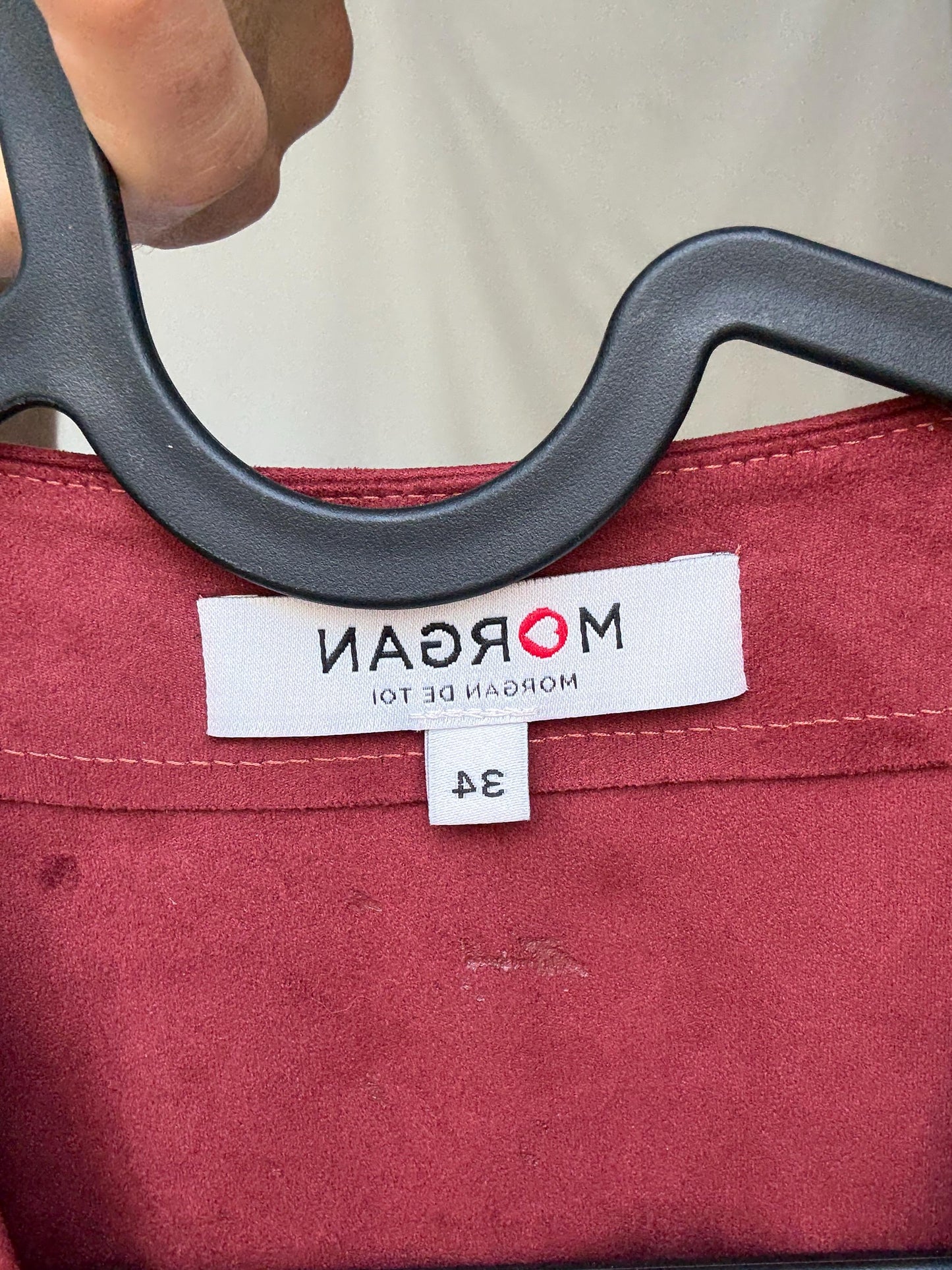 Morgan deep red romper, cotton feel, tailored fit, v, neck, fabric belt, front flap pockets, elegant, US XS, party evening wear