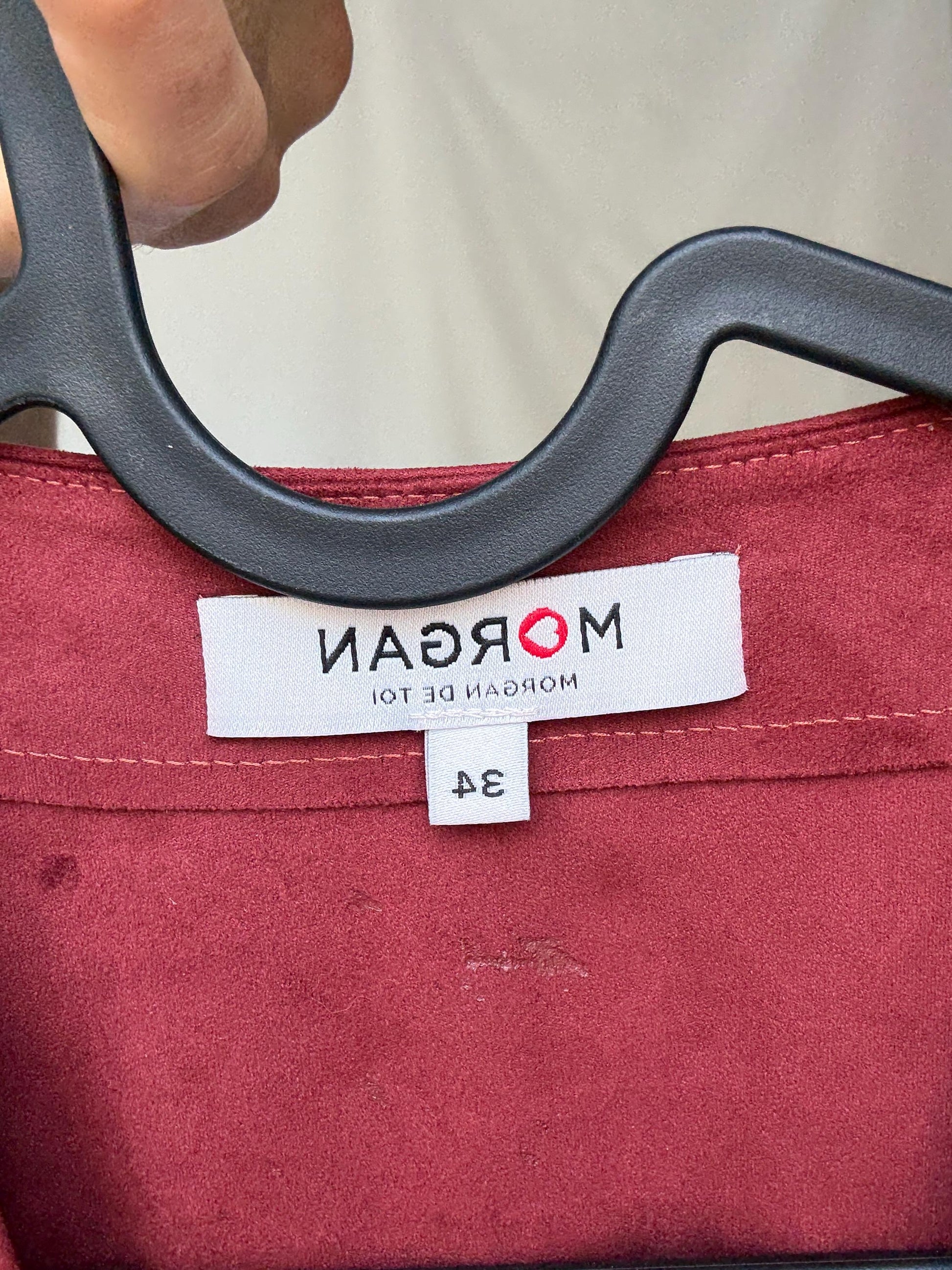 Morgan deep red romper, cotton feel, tailored fit, v, neck, fabric belt, front flap pockets, elegant, US XS, party evening wear