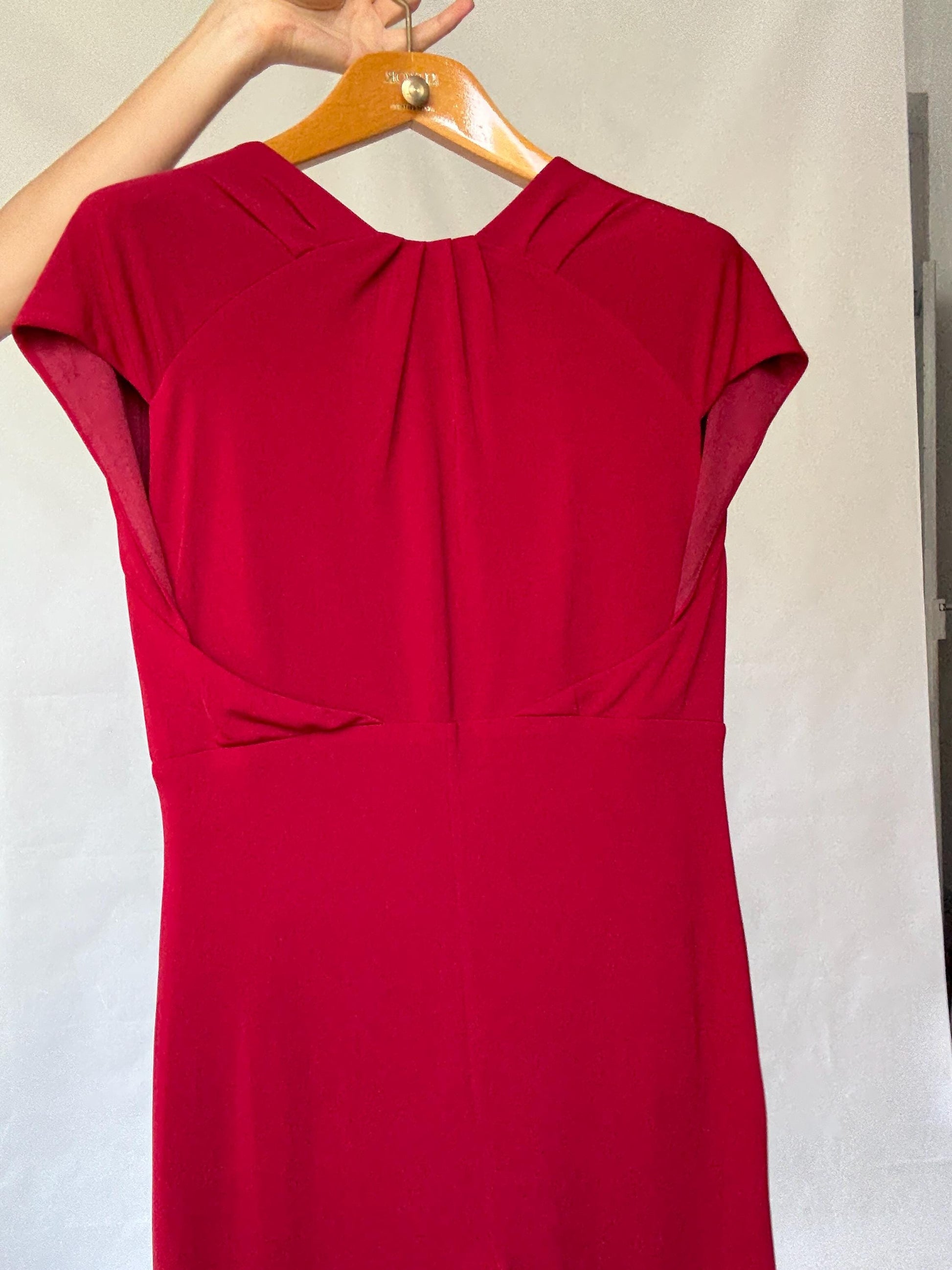 Stylish Red Dress - Stretchy with Back Zipper - Perfect for Romantic Looks - Inspired by Carolyn Bessette-Kennedy - US Size M
