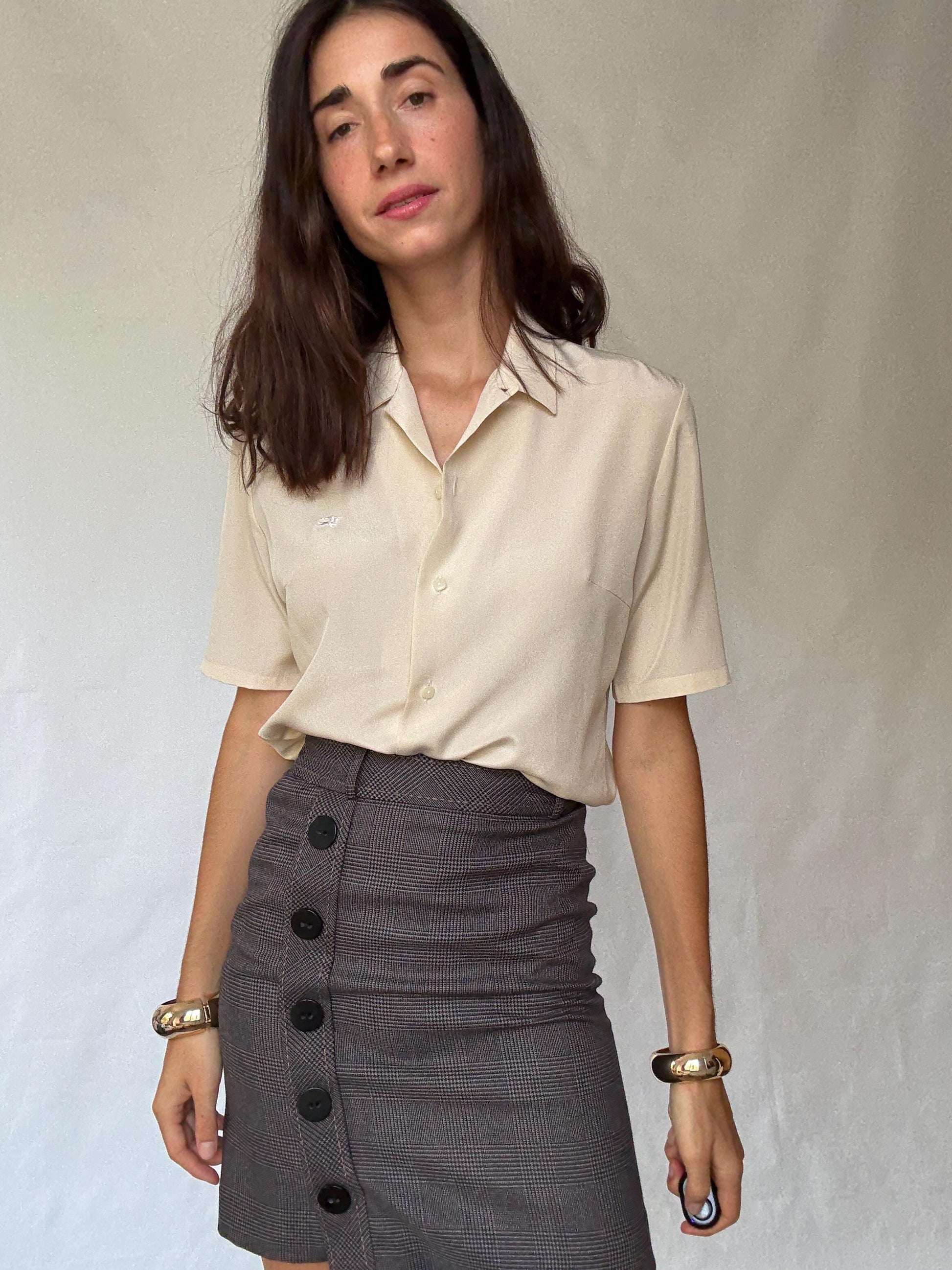 Vintage Burberry London light blouse, cotton feel, relaxed fit, button, down, minimalist classic, US L, office versatile