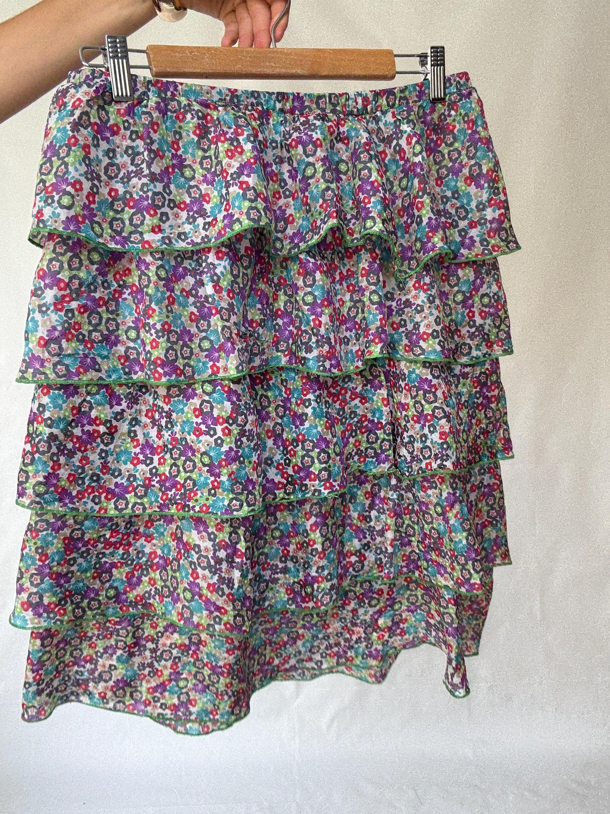 Vintage Inspired Floral Tiered Skirt in 100% Silk with Flowing Layers, Light Academic Style - US Sized Medium with Elegant Ruffles