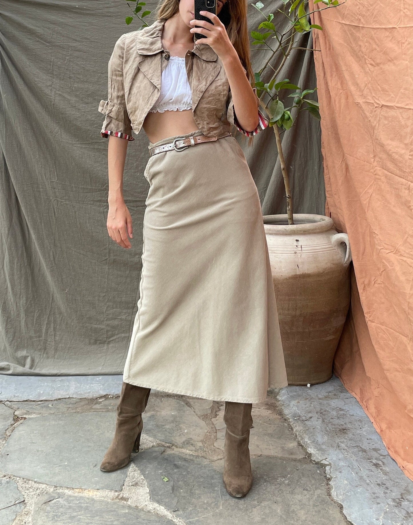 Vintage Daniel Hechter Paris Brown Cropped Linen-Feel Jacket, Tan elegant summer blazer, French vintage designer clothign for women