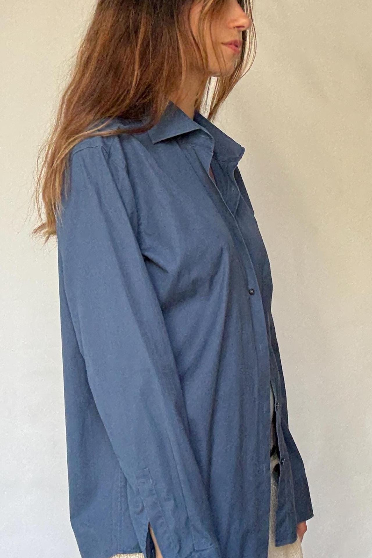 Hugo Boss navy button-up shirt in crisp cotton, unisex boyish fit, structured menswear style, fits like US M men / XL women