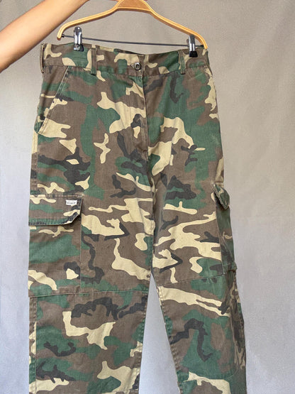 Vintage Camo Cargo Pants, Cotton Grunge Style — additional view 10