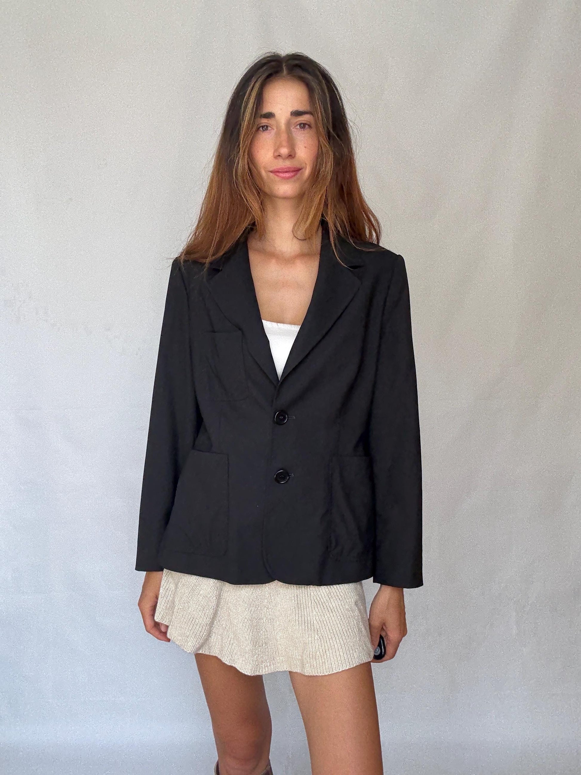 Síntesis black wool blazer in pure new wool US M, 3-button front with oversized pockets, lined in viscose, dark academia preppy look